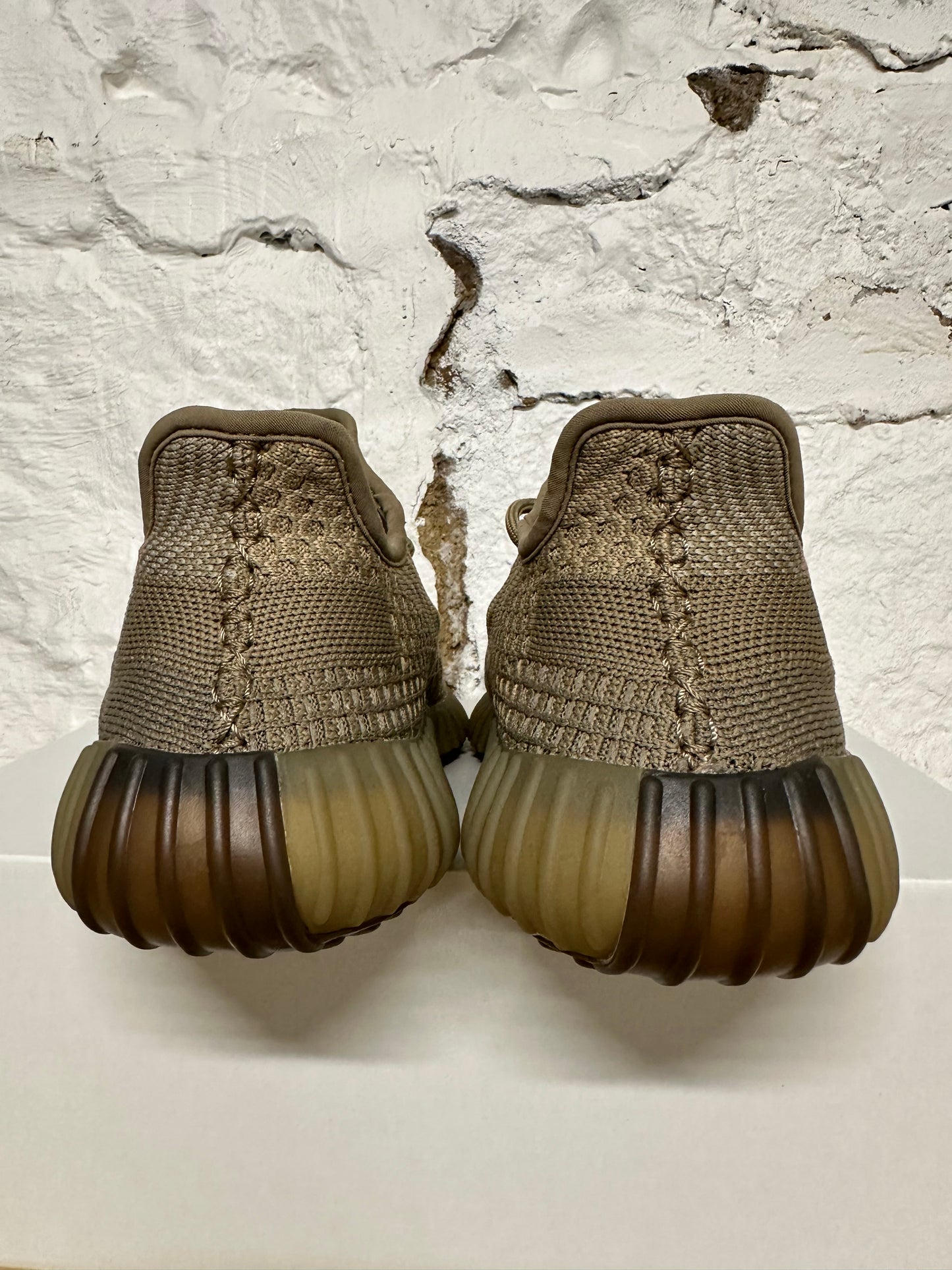 Yeezy 350 V2 Sand Taupe Sz 8