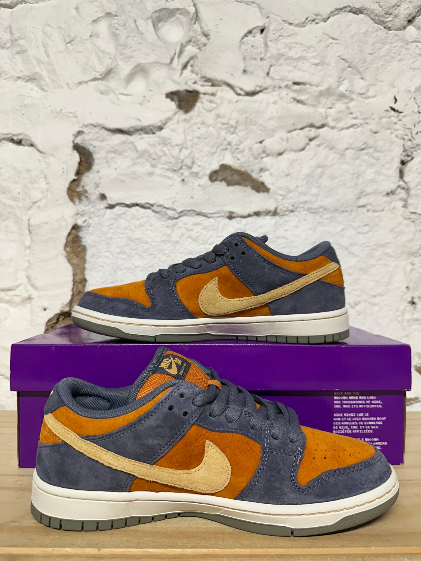 Nike SB Dunk Low Carbon Monarch Sz 7 DS