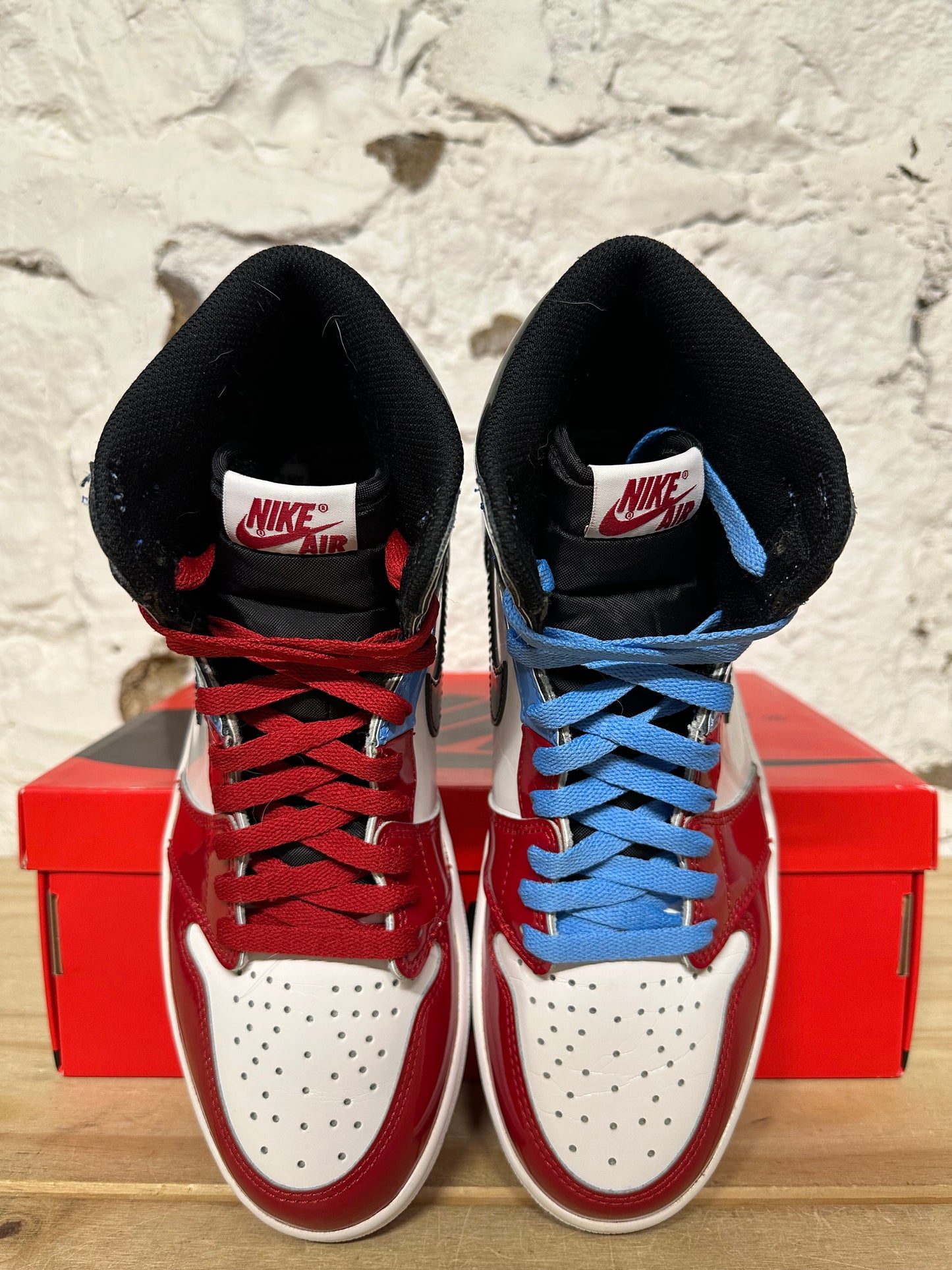 Air Jordan 1 High Fearless UNC Chicago Sz 9