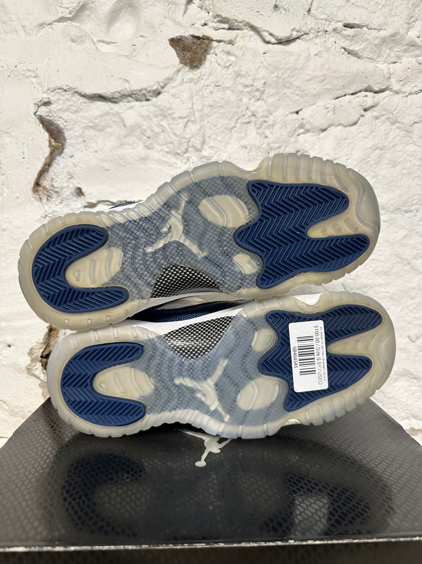 Air Jordan 11 Low Navy Snakeskin Sz 6.5Y