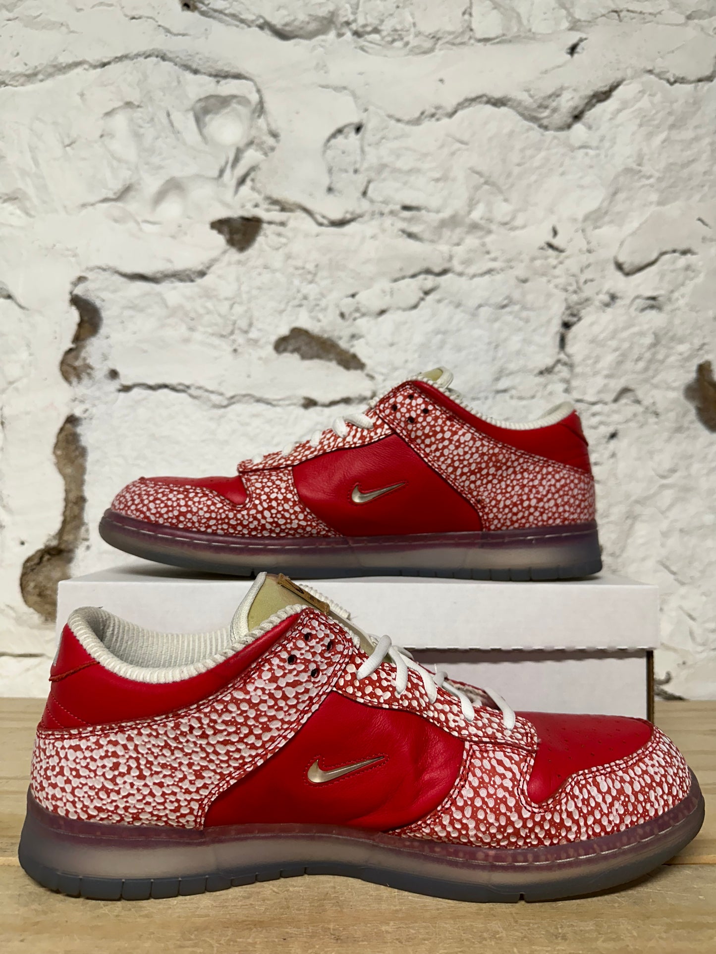 Nike SB Dunk Low Stingwater Sz 13