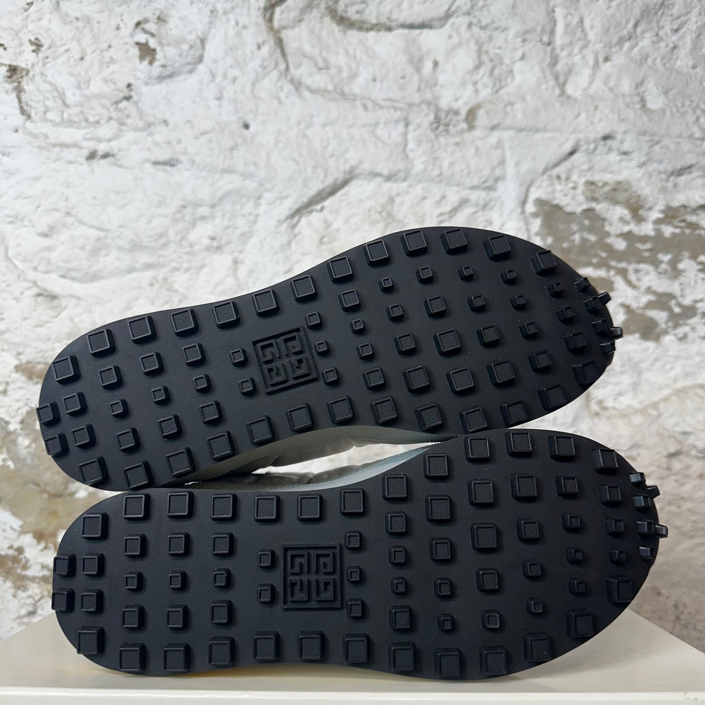 Givenchy High TR3 Runner Sneaker Sz 10.5 (43.5)