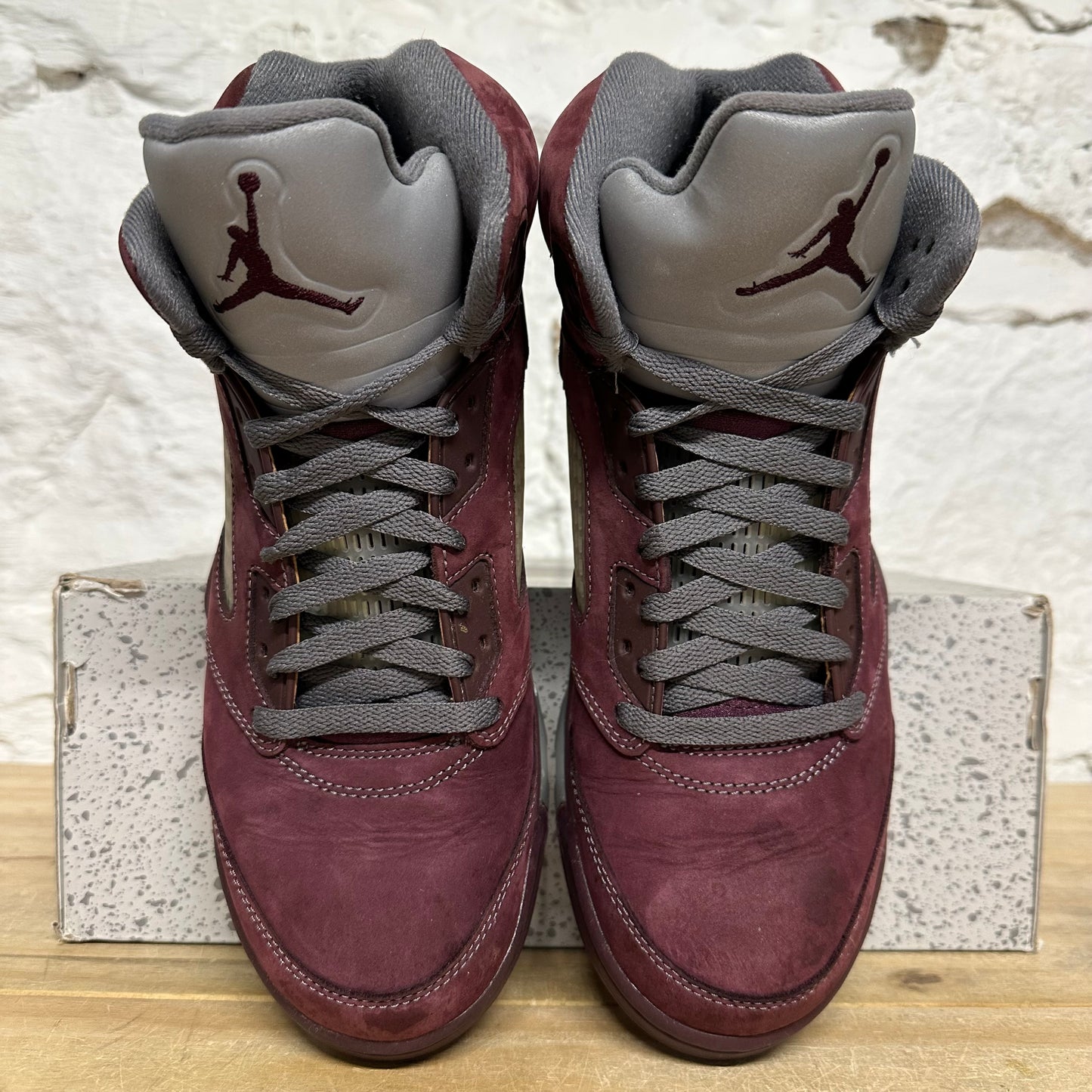 Air Jordan 5 Burgundy Sz 9.5