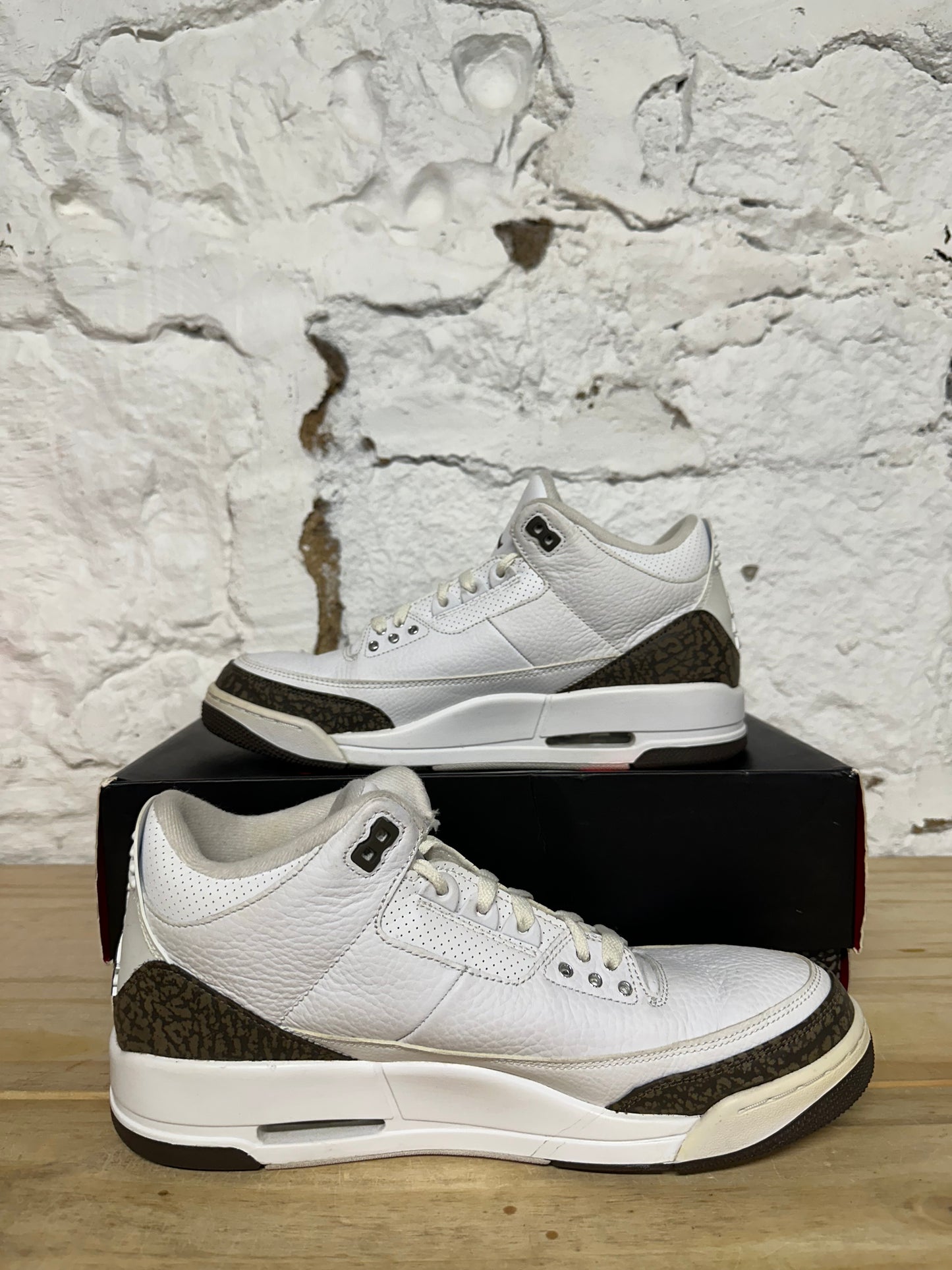 Air Jordan 3 Mocha Sz 10.5