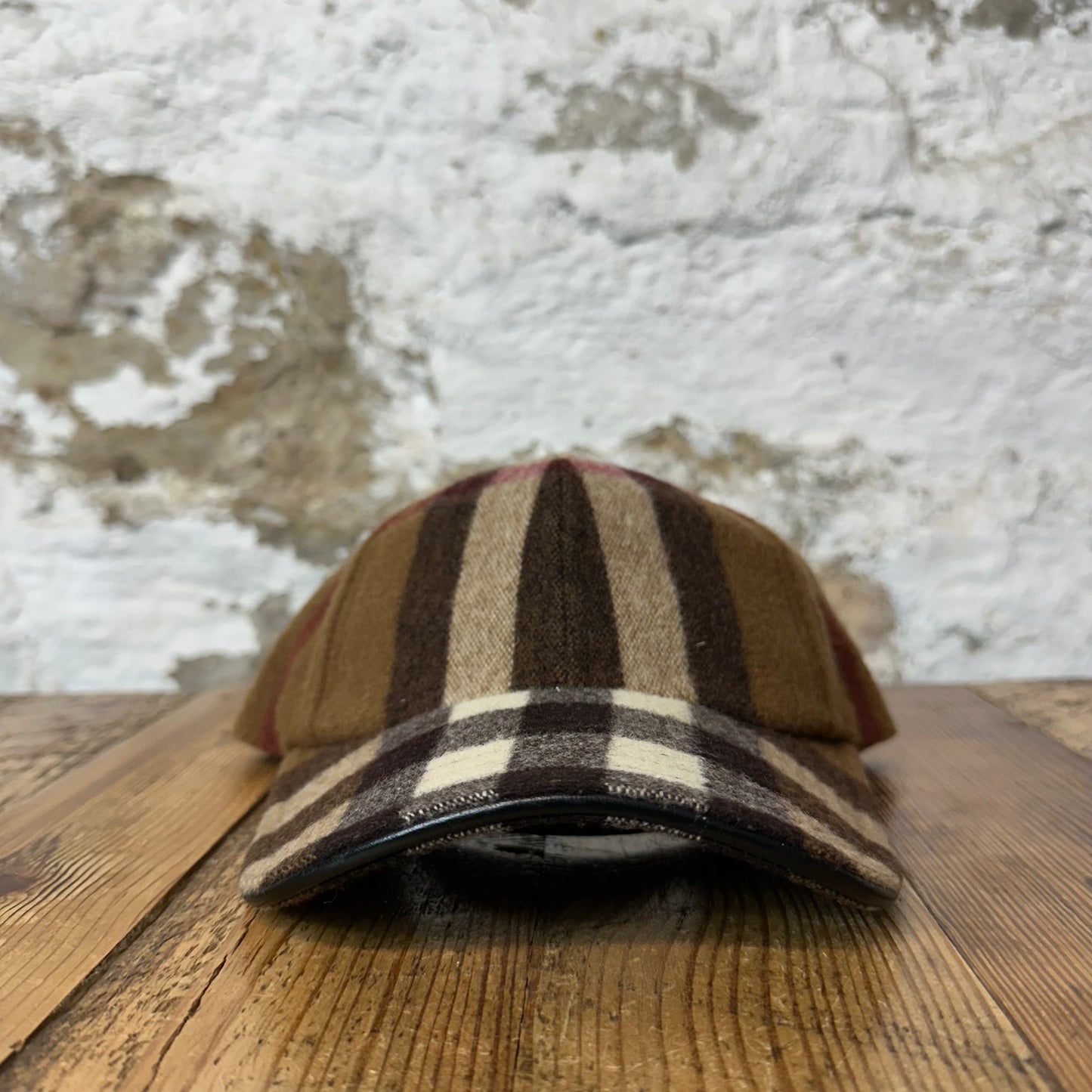 Burberry Check Plaid Wool Hat Sz M