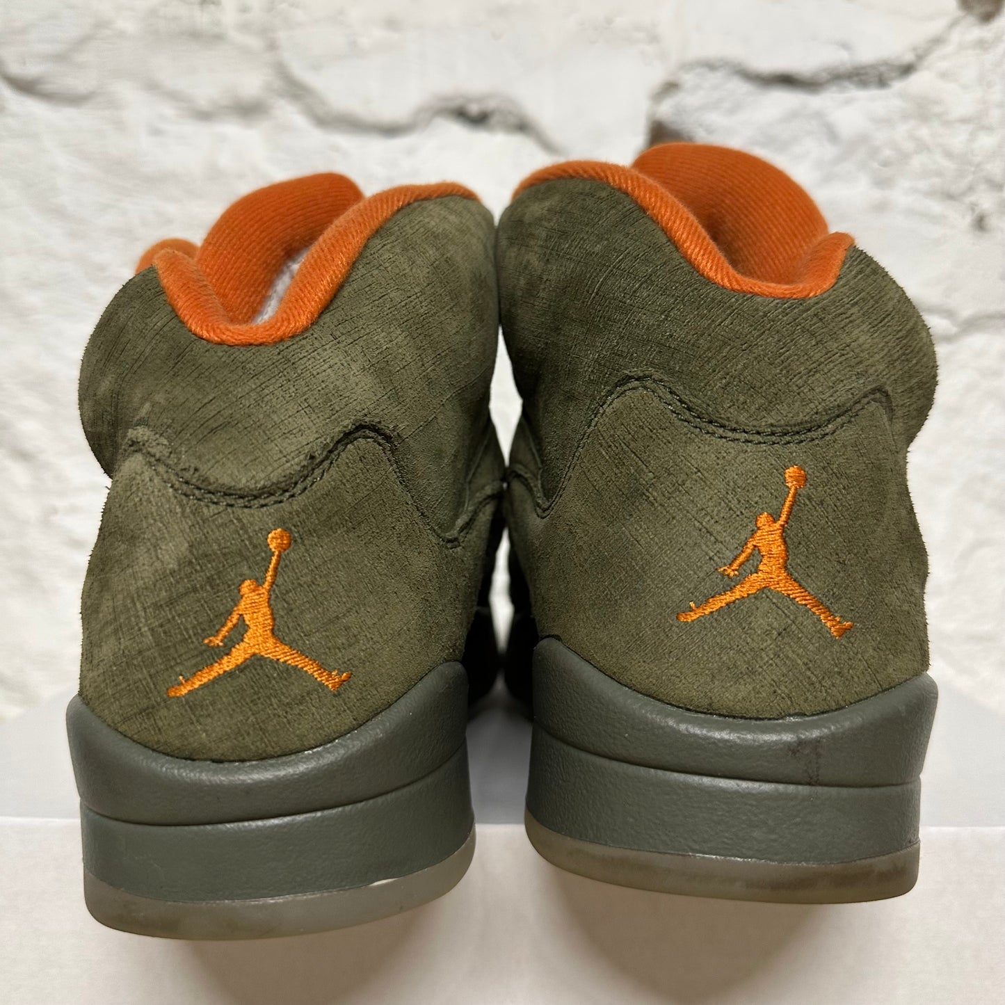 Air Jordan 5 Olive Sz 9