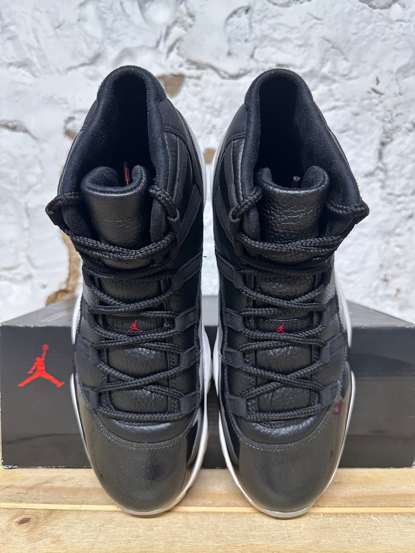 Air Jordan 11 72-10 Sz 11.5 DS