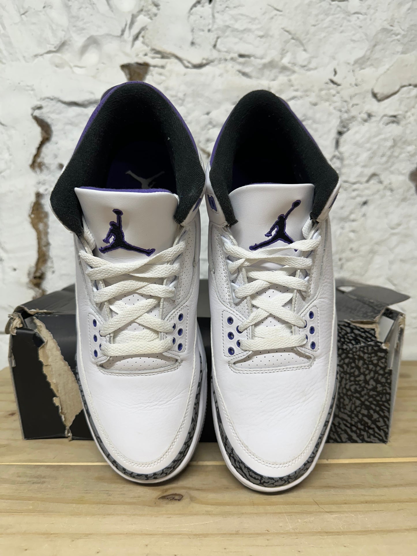 Air Jordan 3 Dark Iris Sz 11