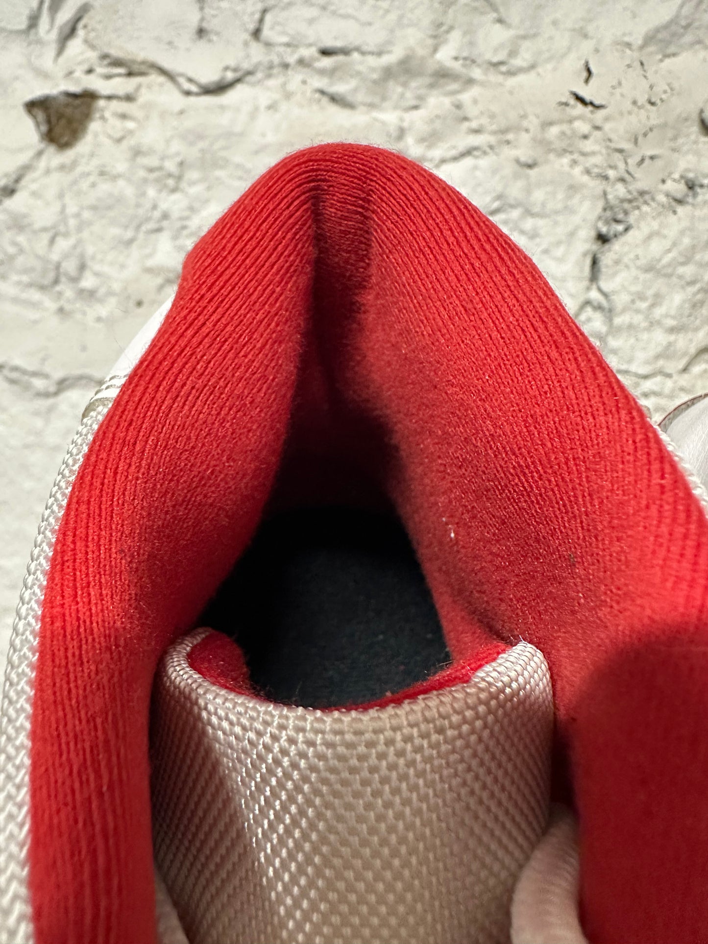 Air Jordan 11 High Cherry Sz 13