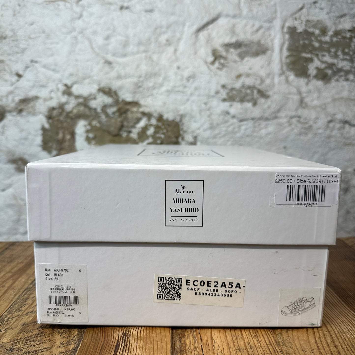Maison Mihara Black White Hank Sneaker Sz 6.5 (39)