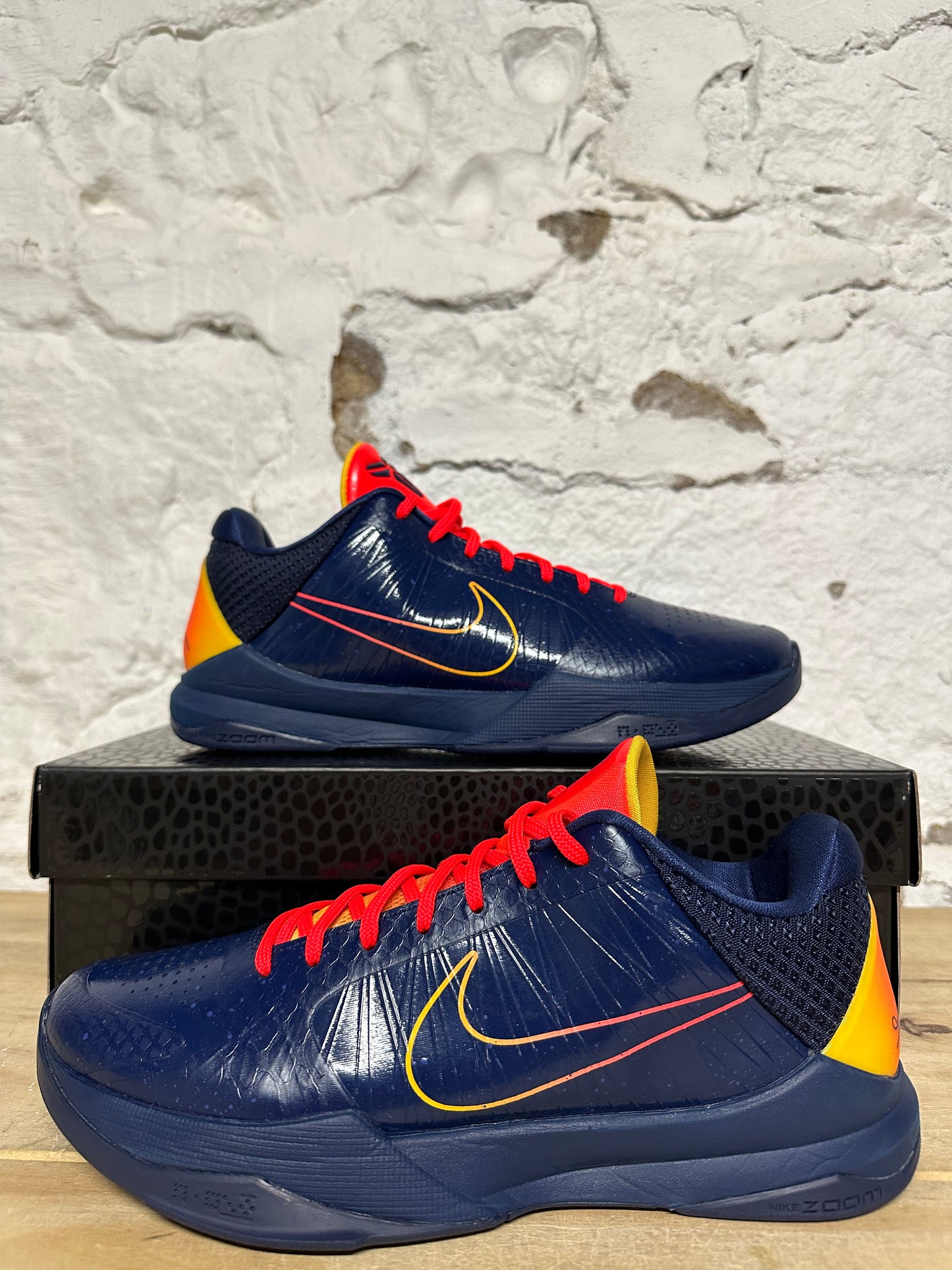 Nike Kobe 5 Protro Caitlin Clark Indiana Fever Sz 9