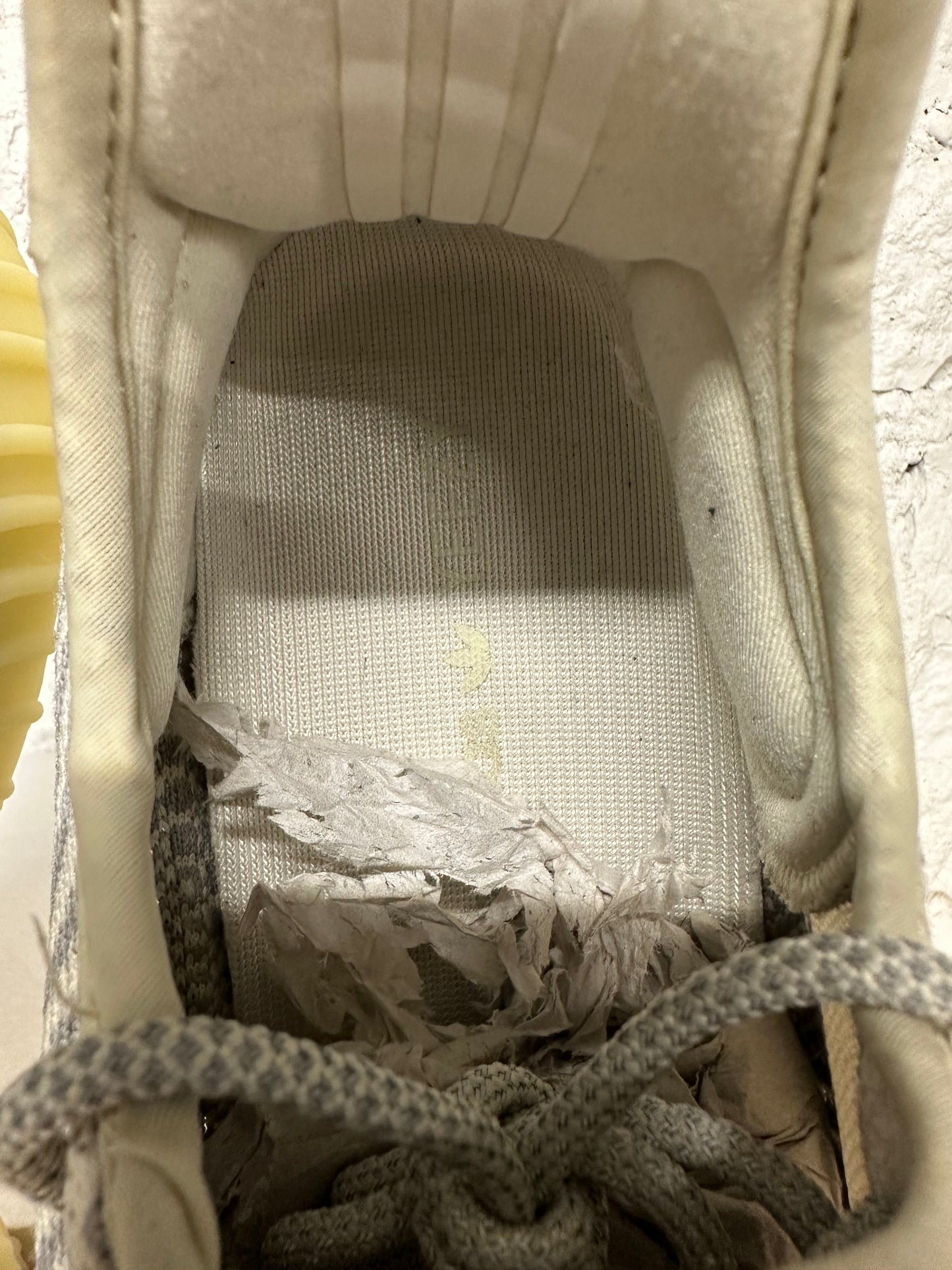 Yeezy 350 V2 Lundmark Sz 13