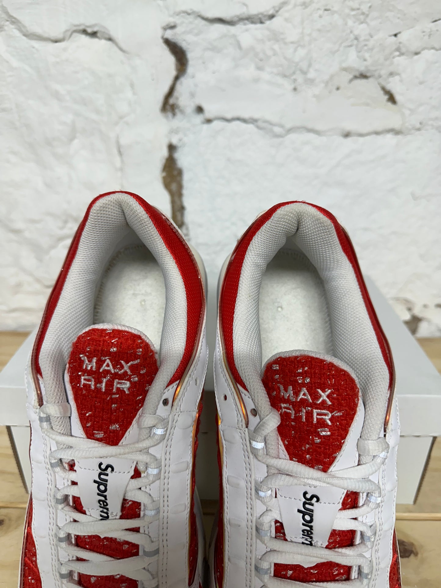 Nike Air Max Tailwind 4 Supreme Red Sz 13