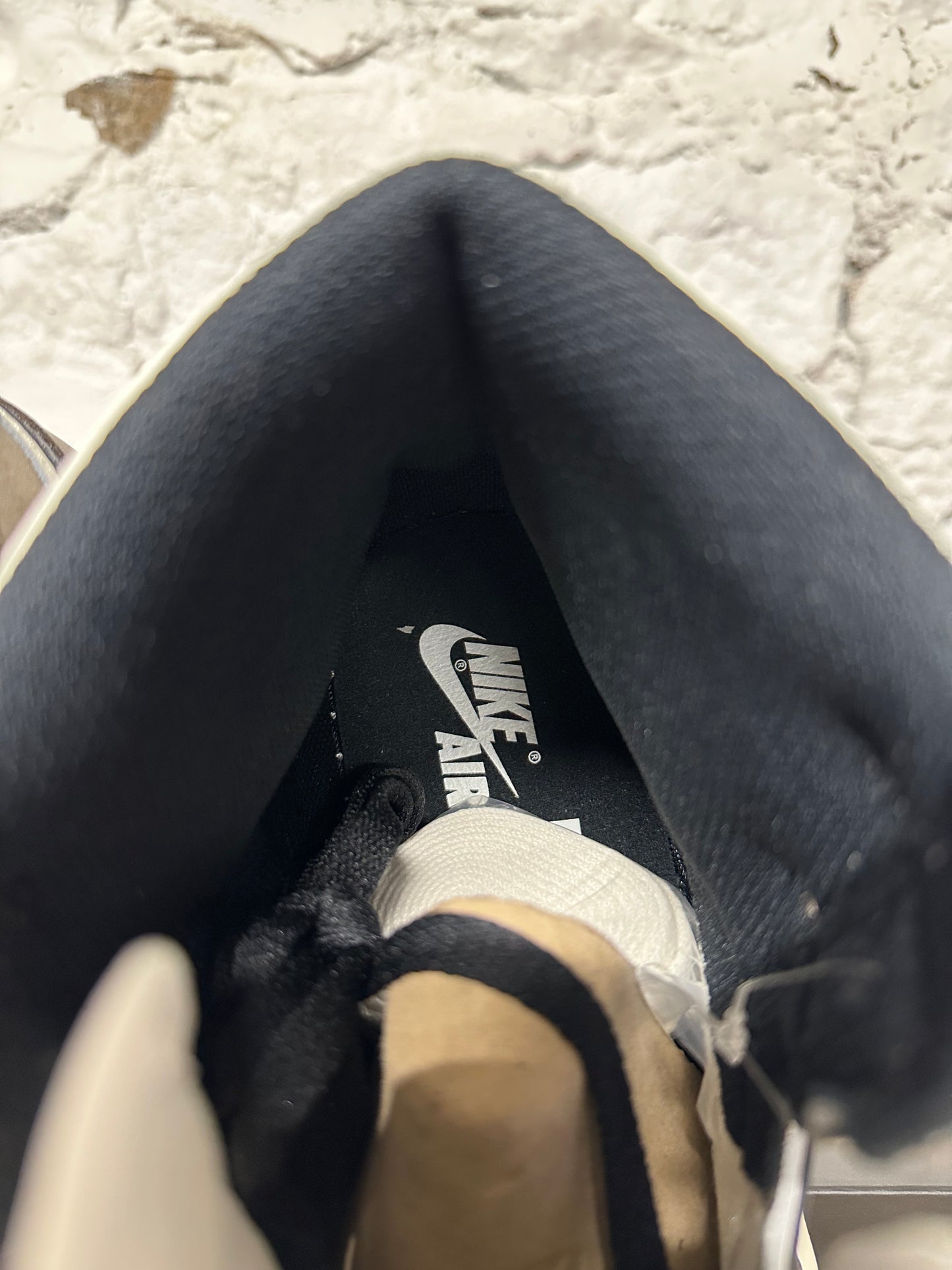 Air Jordan 1 High Mocha Sz 10 DS