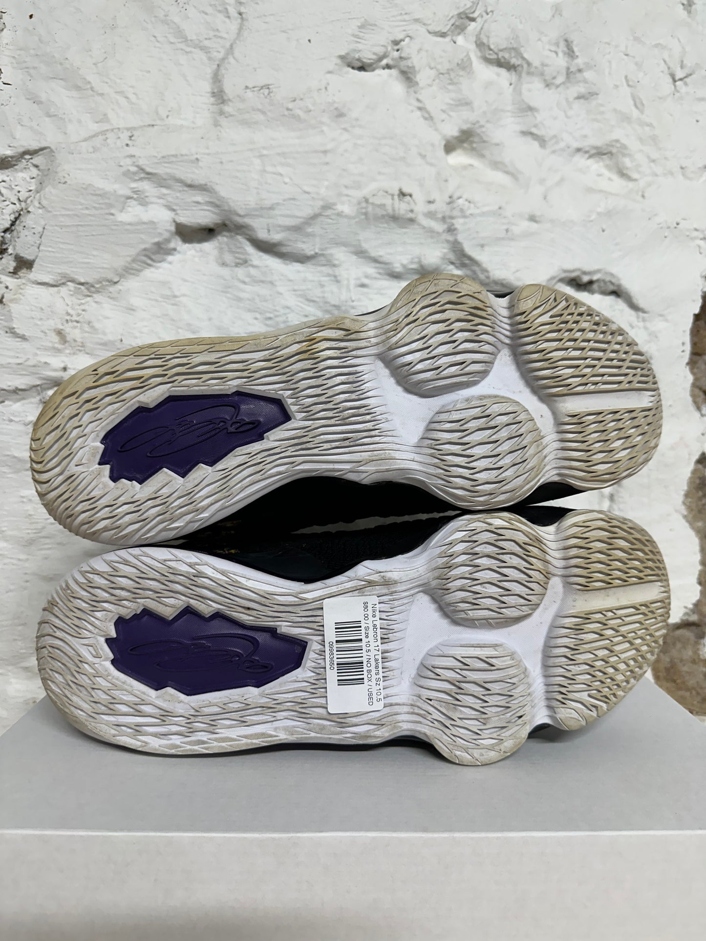 Nike Lebron 17 Lakers Sz 10.5