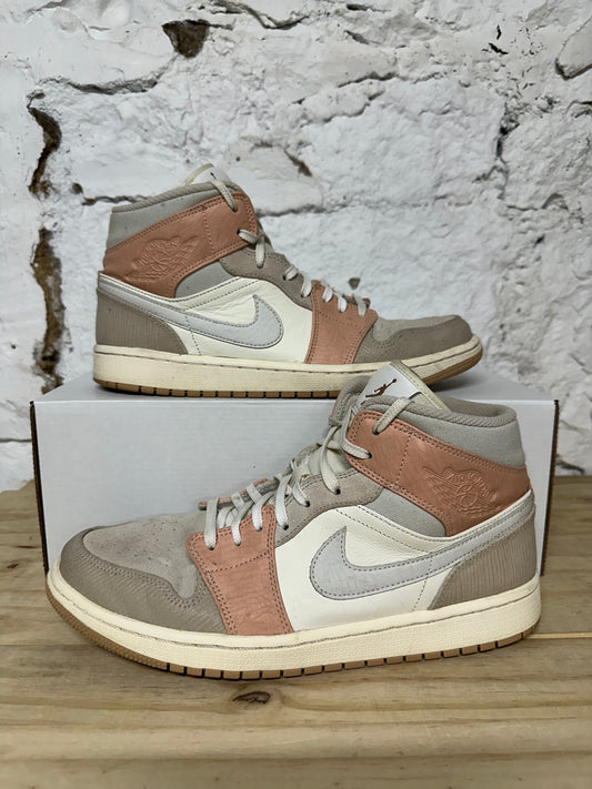 Air Jordan 1 Mid Milan Sz 10