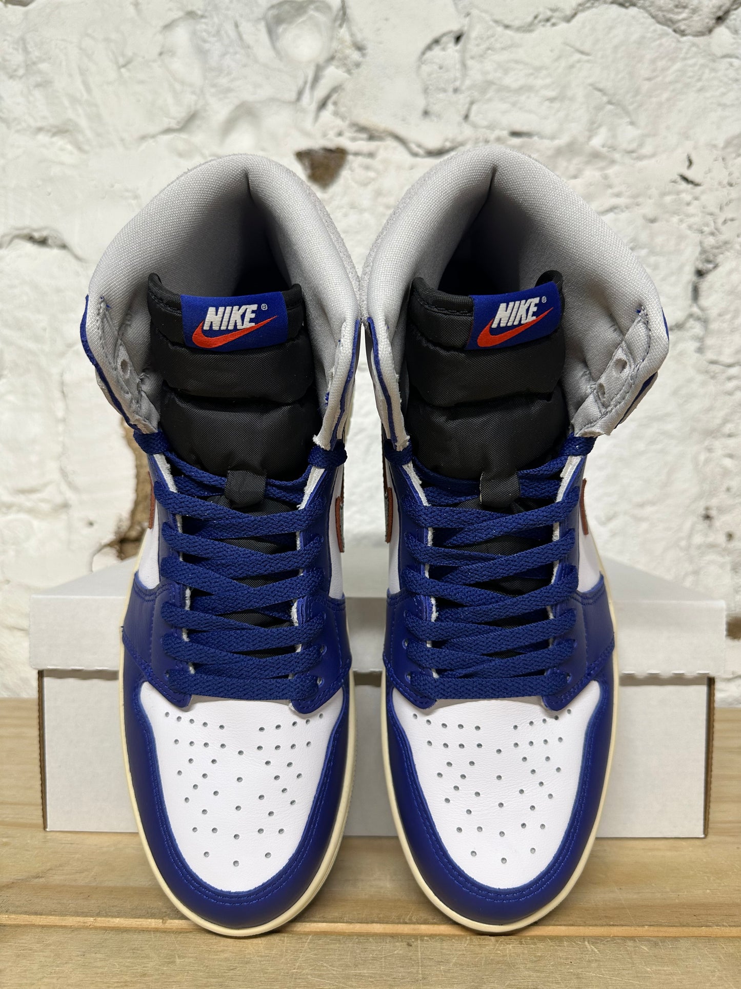 Air Jordan 1 High Rare Air Sz 11