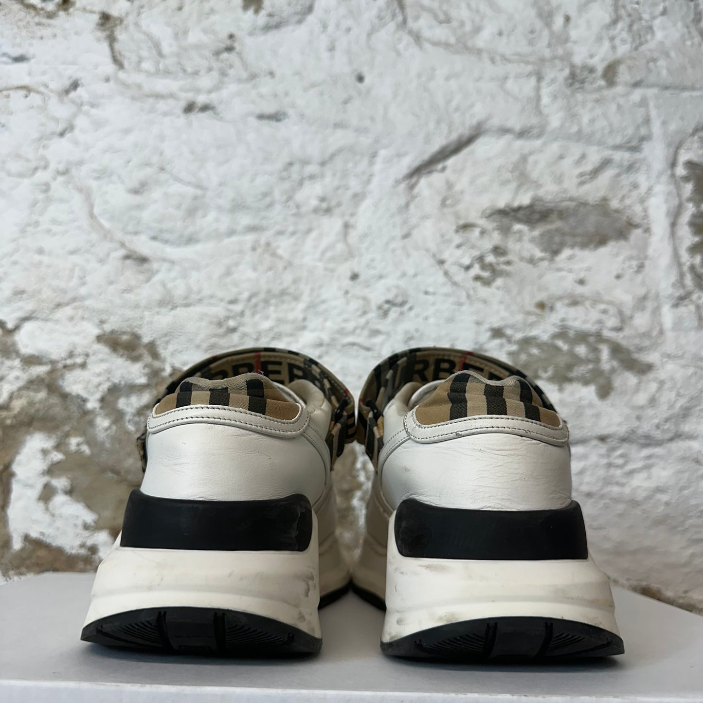 Burberry Ramsey Tan Plaid White Sneaker Sz 4.5 (36.5)