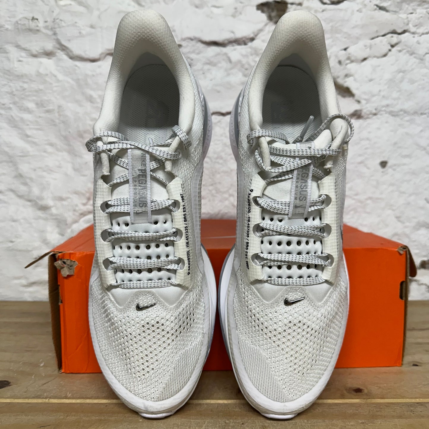 Nike Pegasus Premium White Metallic Silver Sz 12