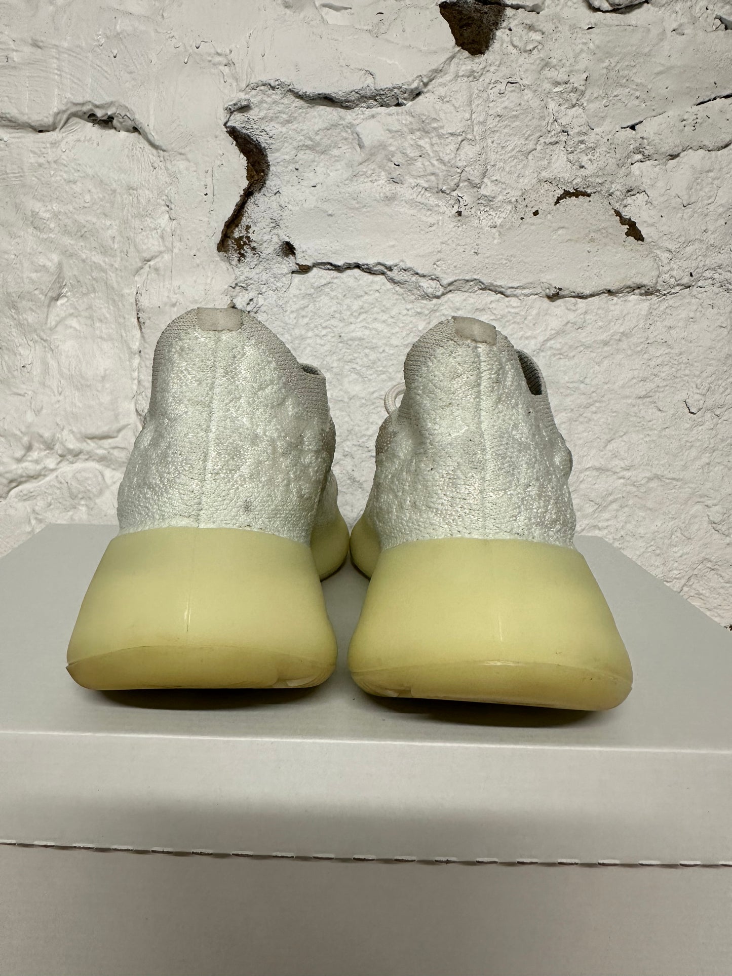 Yeezy 380 Calcite Glow Sz 5