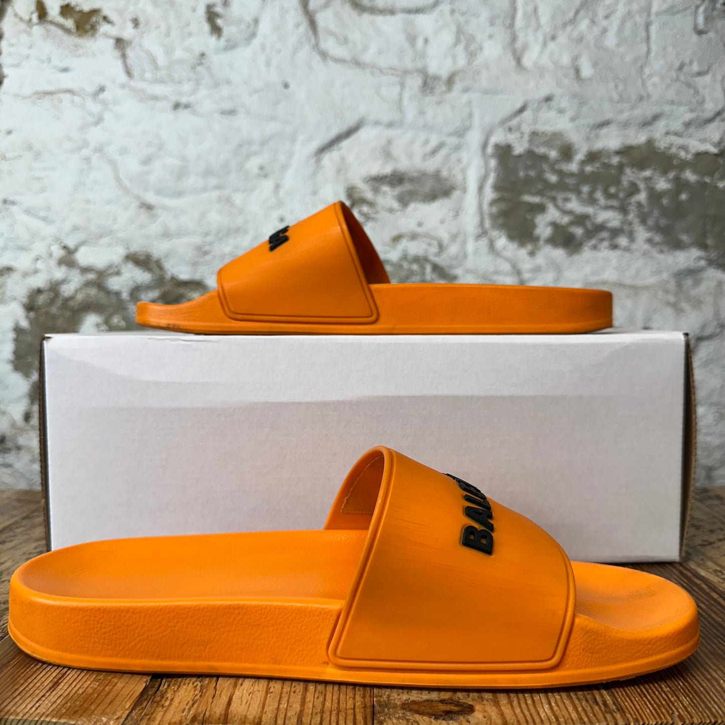 Balenciaga Black Spellout Orange Pool Slides Sz 9