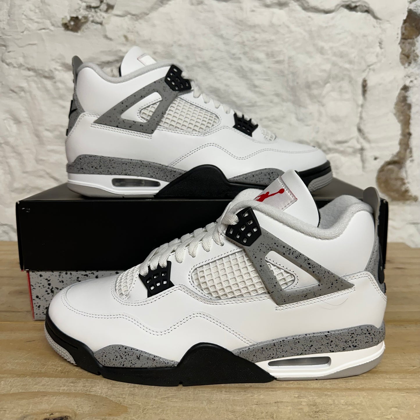 Air Jordan 4 White Cement Sz 10 DS