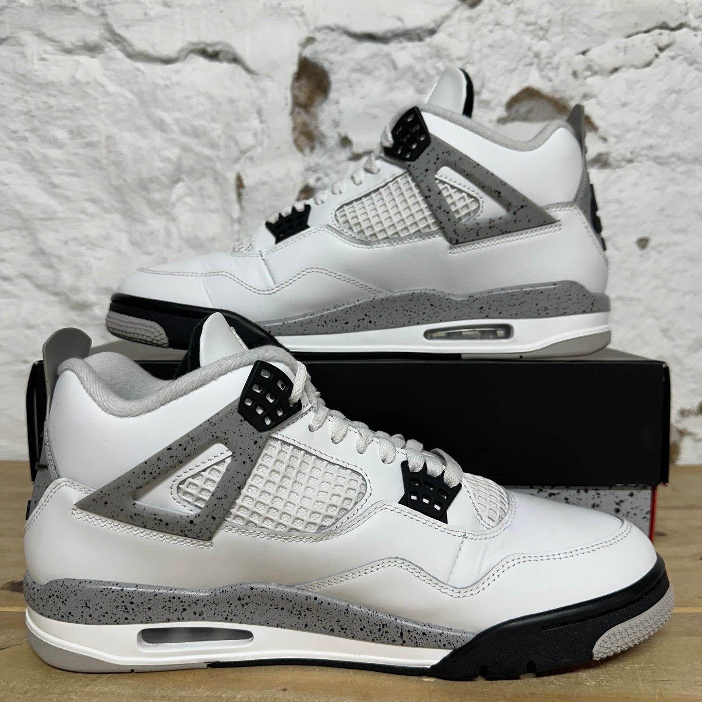 Air Jordan 4 White Cement (2025) Sz 11