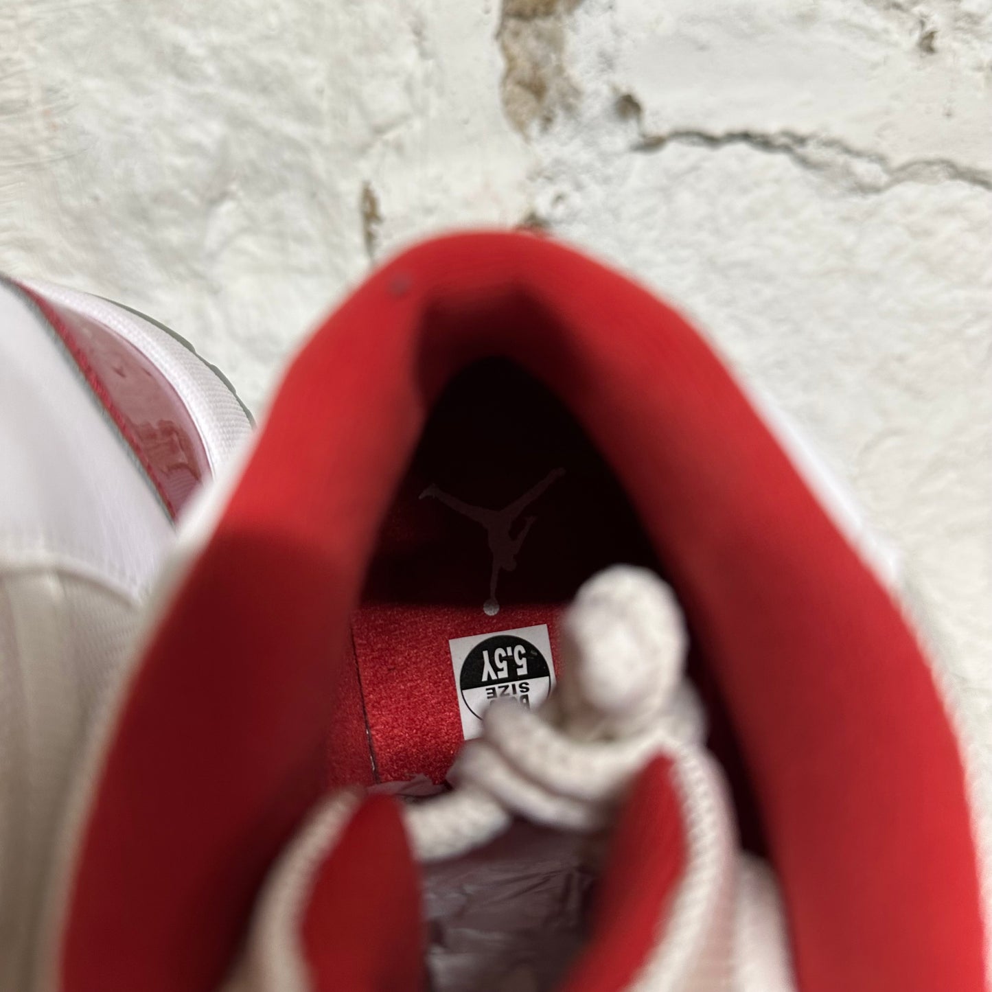 Air Jordan 11 High Cherry Sz 5.5Y