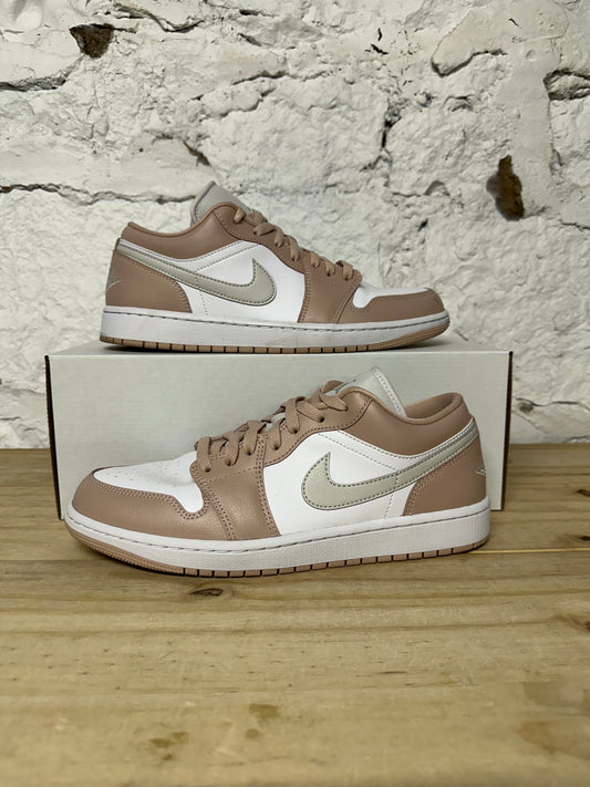 Air Jordan 1 Low Particle Beige Sz 9.5 (11W)