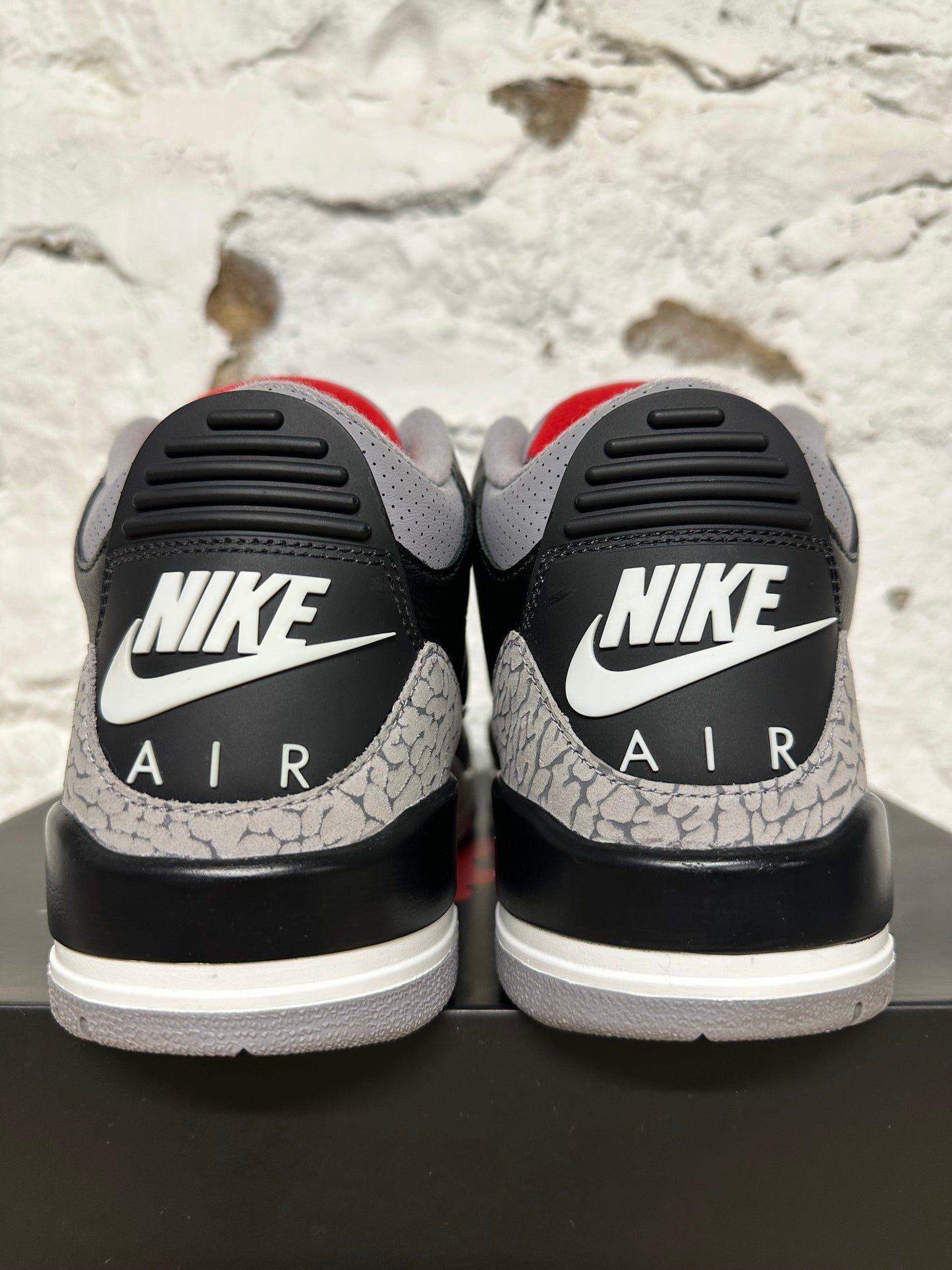 Air Jordan 3 Black Cement (2024) Sz 9