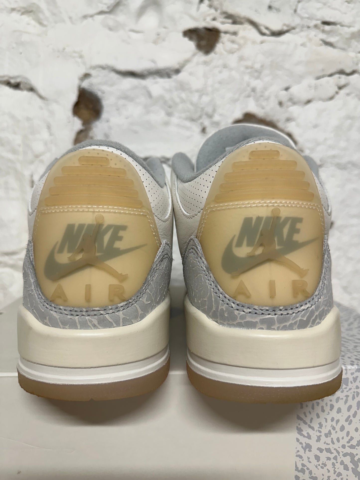 Air Jordan 3 Craft Ivory Sz 9
