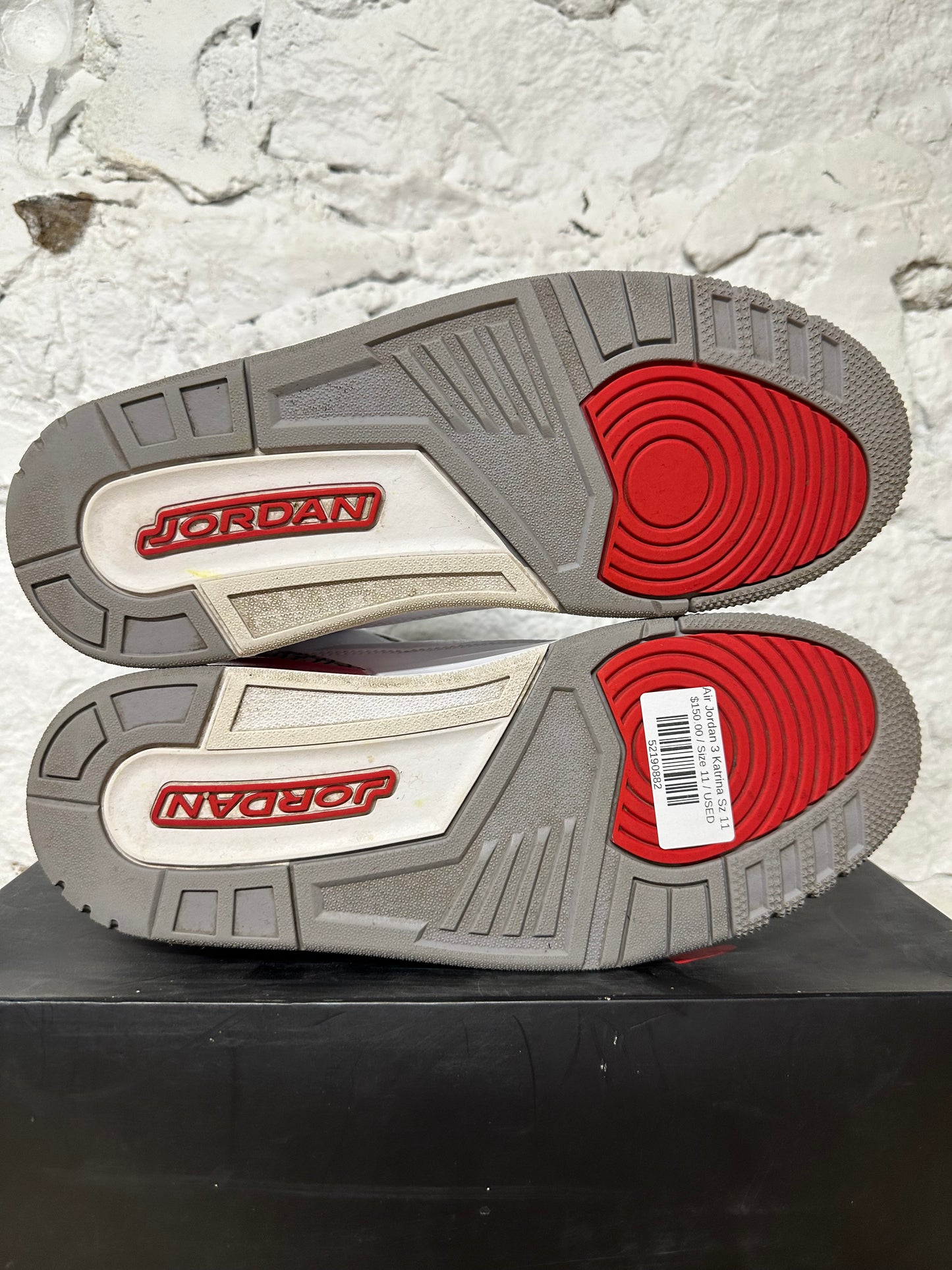 Air Jordan 3 Katrina Sz 11