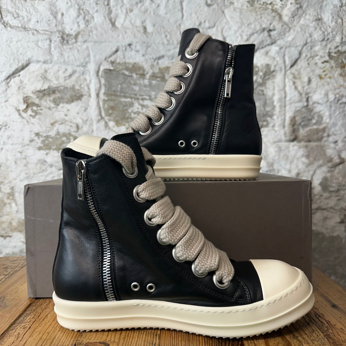 Rick Owens High Jumbo Lace Black Leather Milk Sneaker Sz 9 (42)