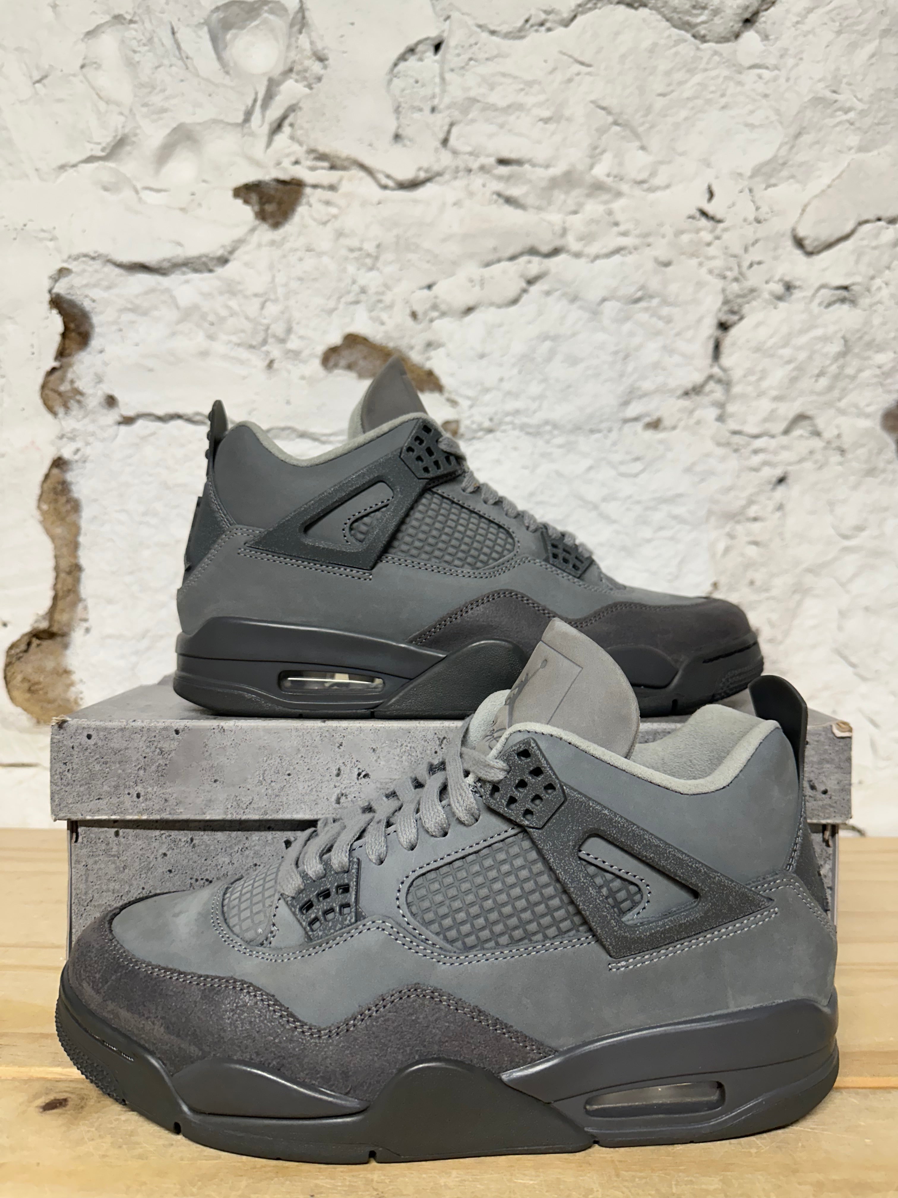 Air Jordan 4 Wet Cement Sz 9