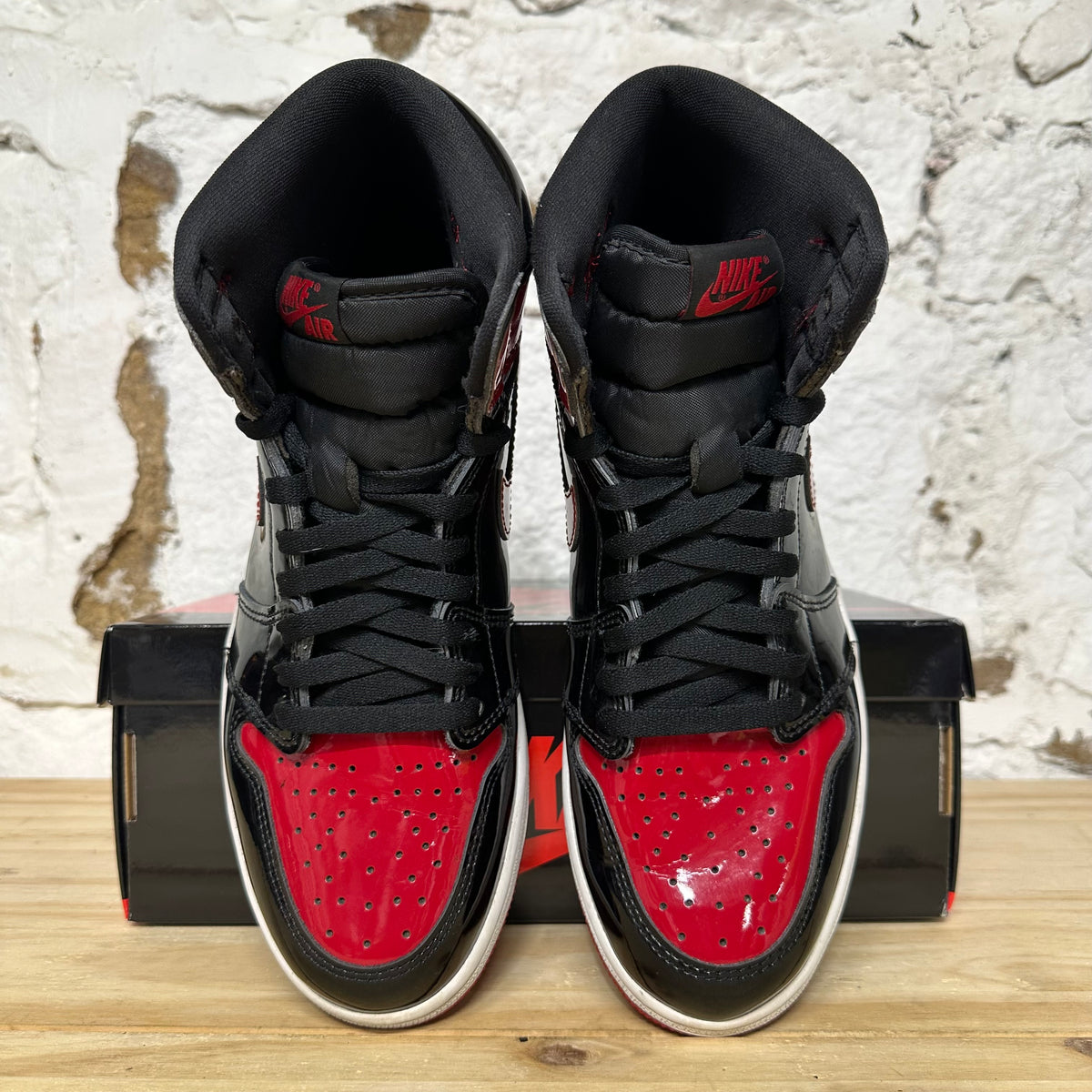 Air Jordan 1 High Patent Bred Sz 9