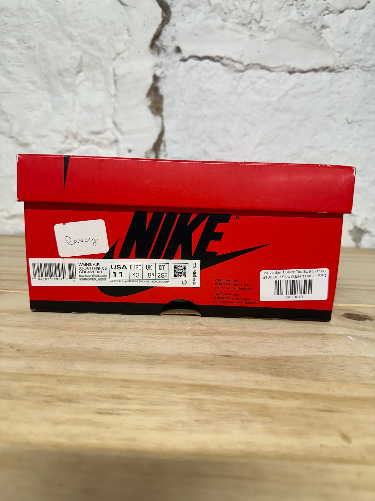 Air Jordan 1 High Silver Toe Sz 9.5 (11W)