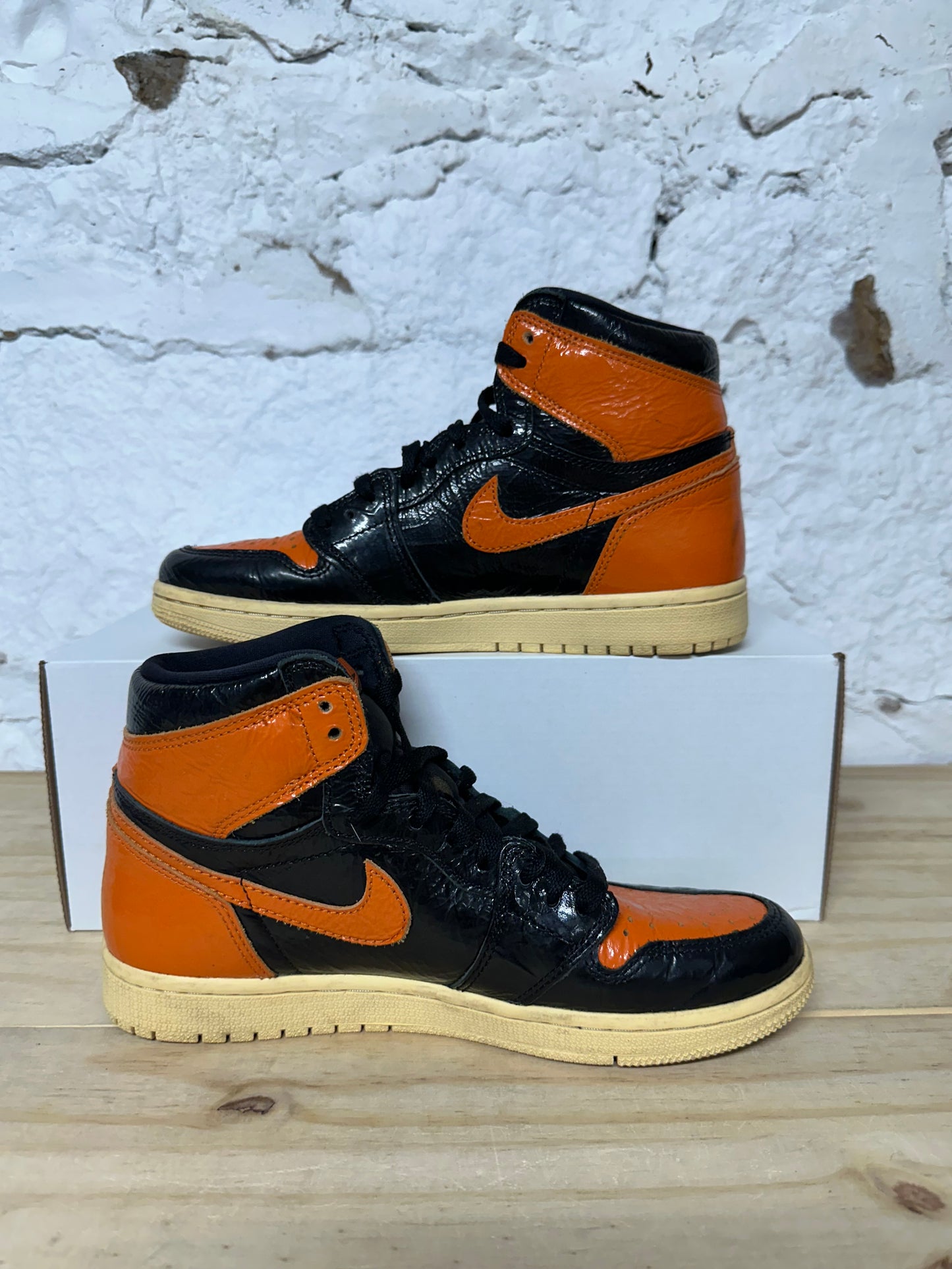 Air Jordan 1 High Shattered Backboard 3.0 Sz 7.5