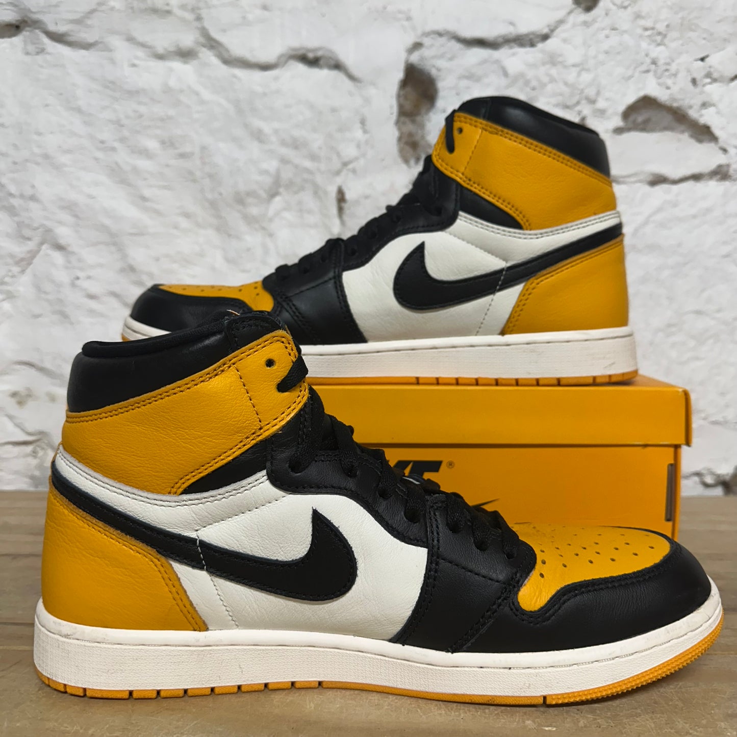 Air Jordan 1 High Taxi Sz 12