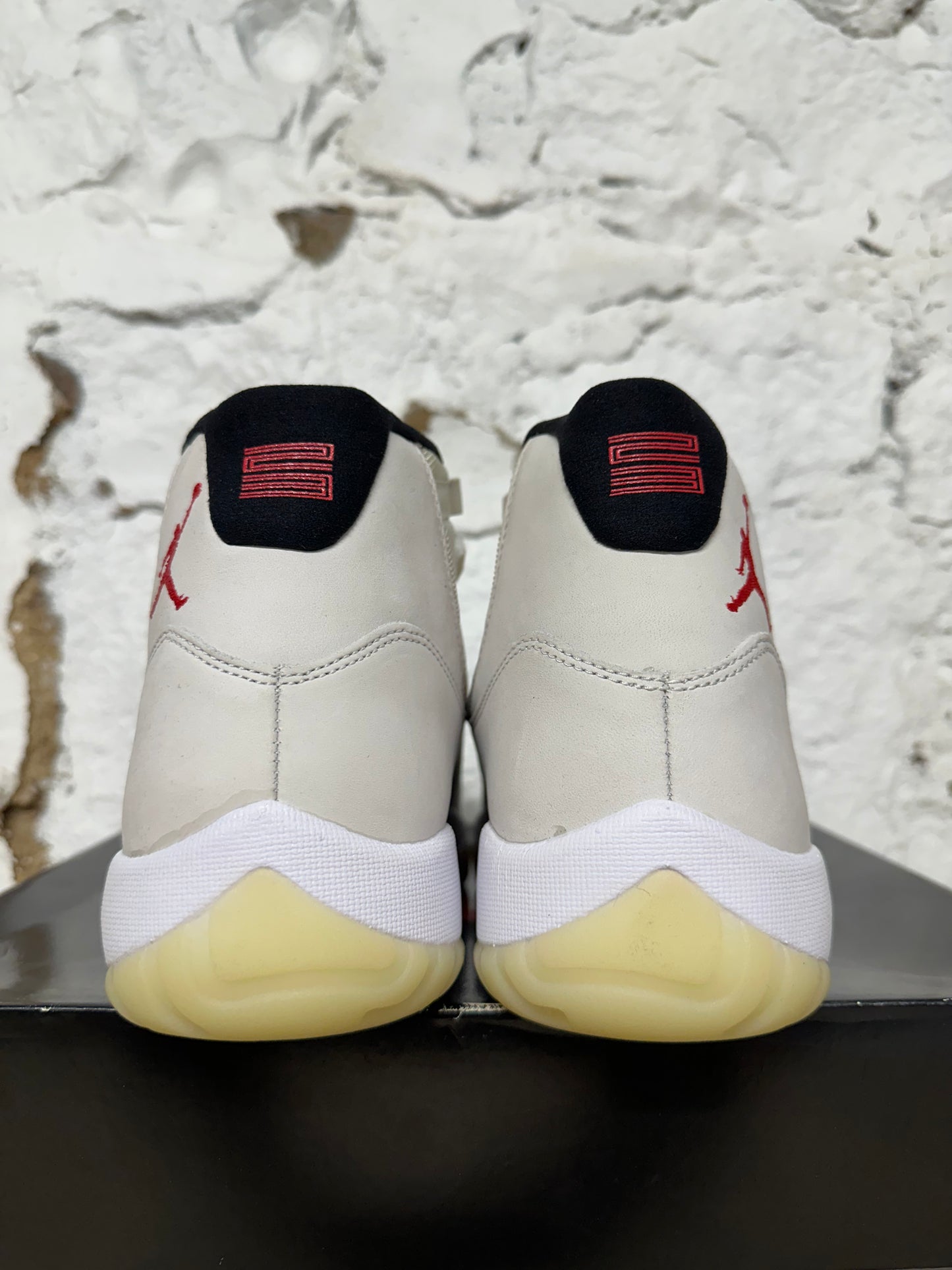 Air Jordan 11 High Platinum Tint Sz 11 DS