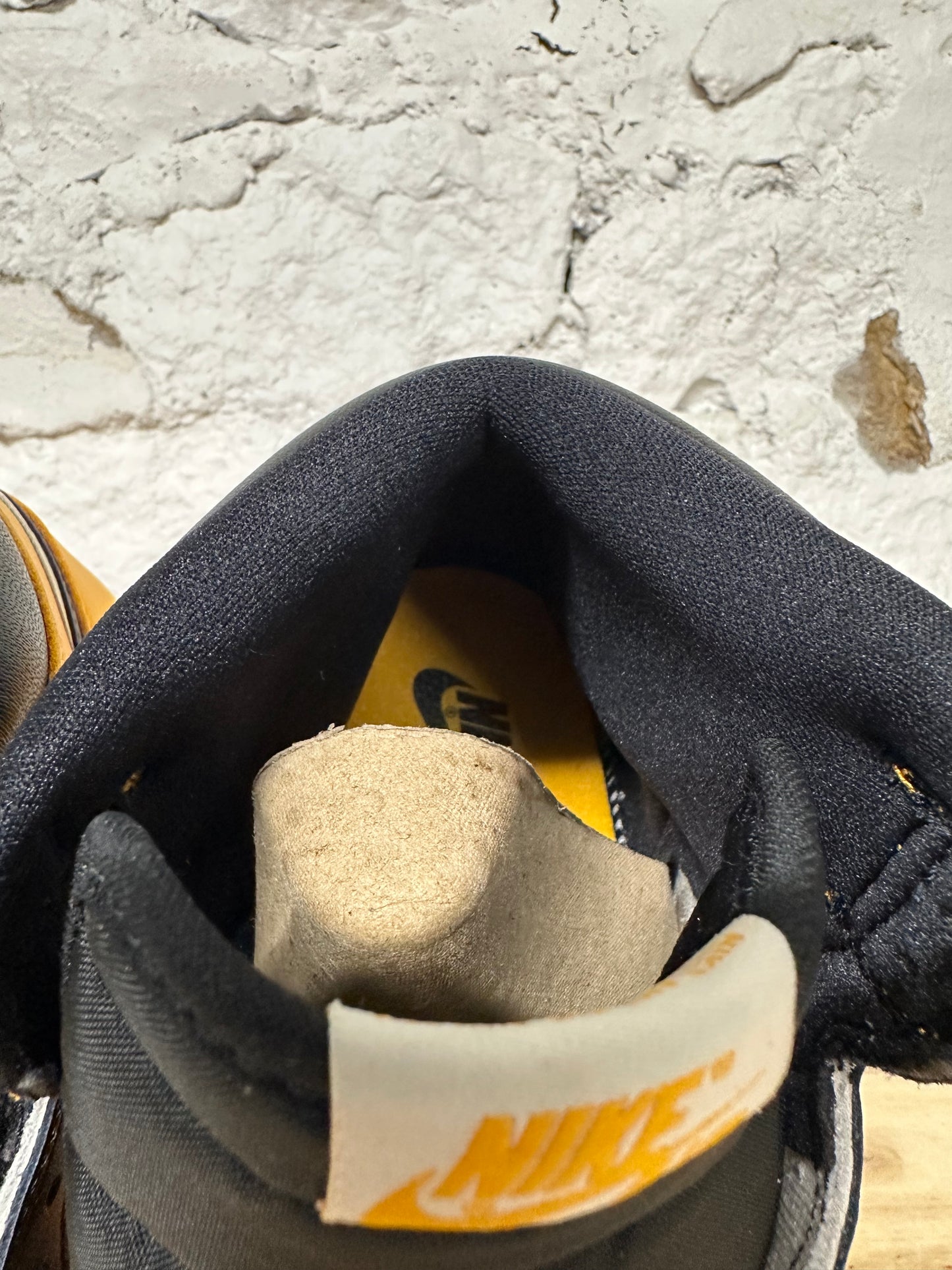 Air Jordan 1 High Taxi Sz 6.5 DS