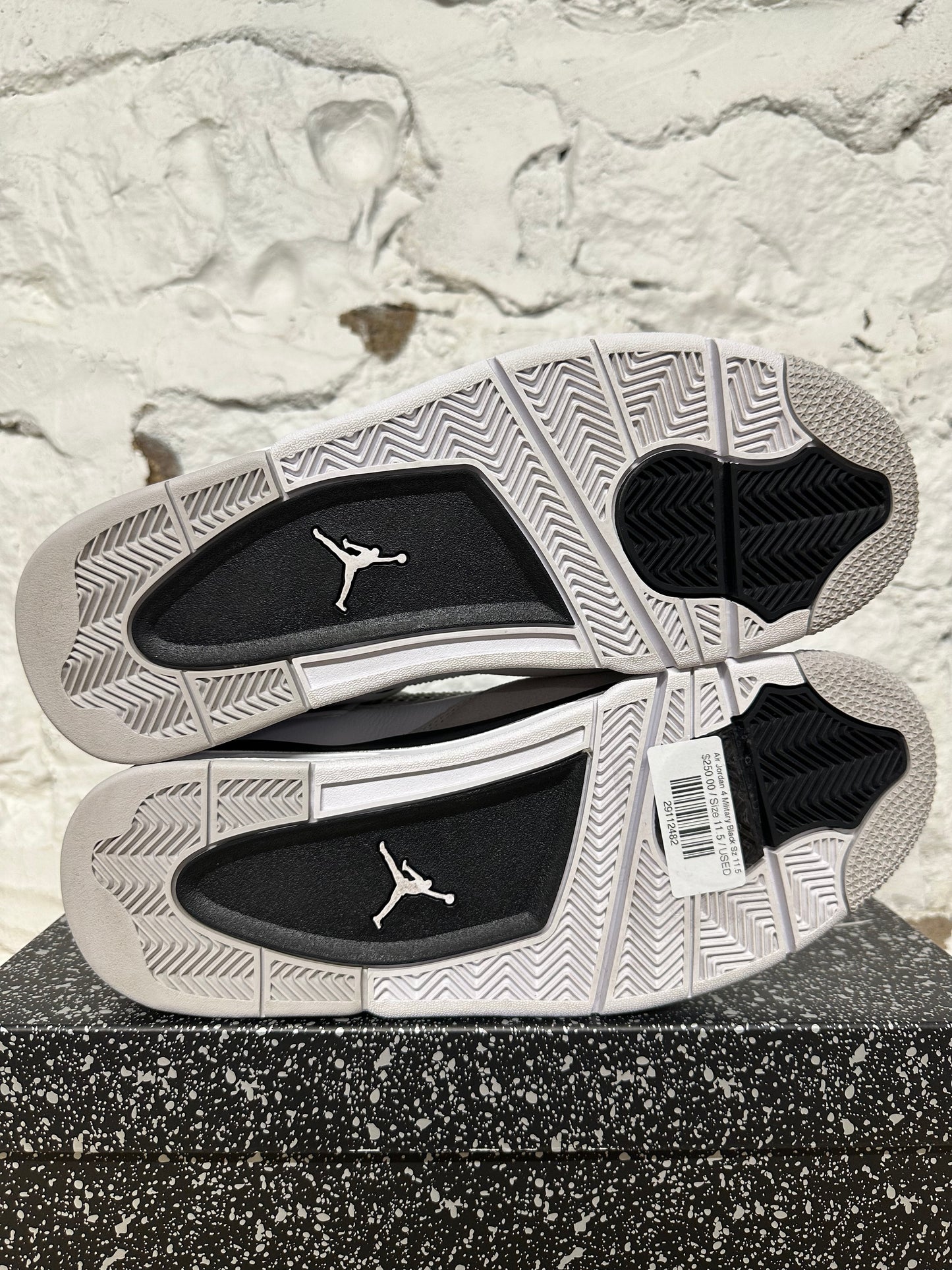 Air Jordan 4 Military Black Sz 11.5