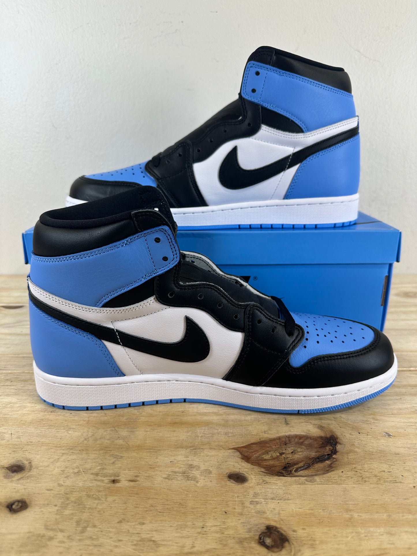 Air Jordan 1 High UNC Toe Sz 12 DS