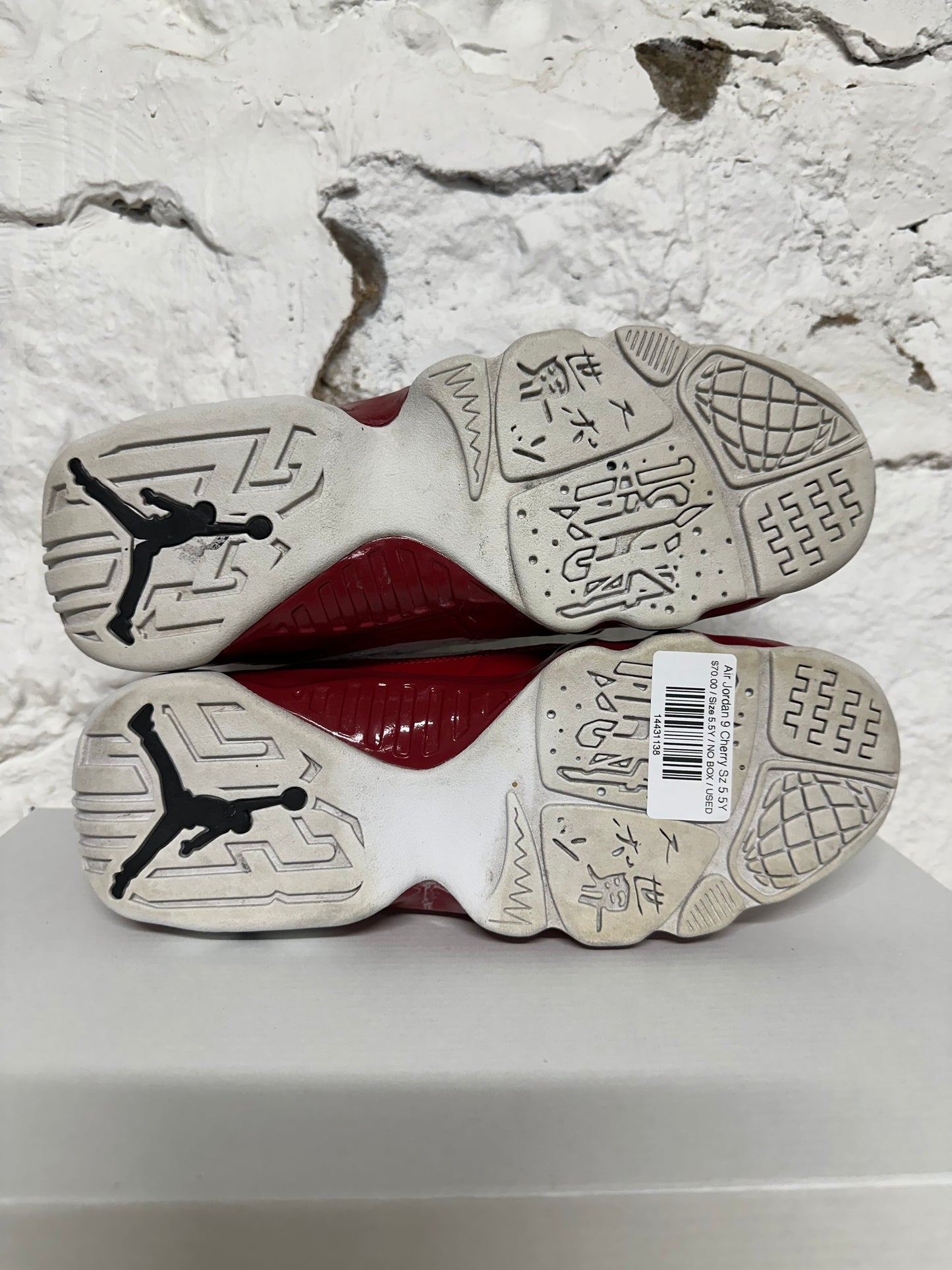 Air Jordan 9 Cherry Sz 5.5Y