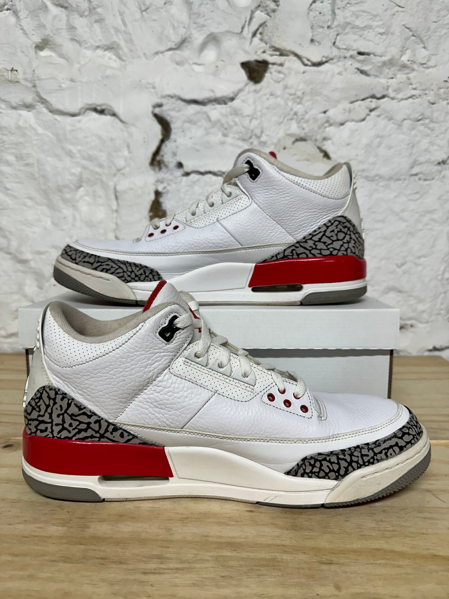 Air Jordan 3 Hall Of Fame Sz 13