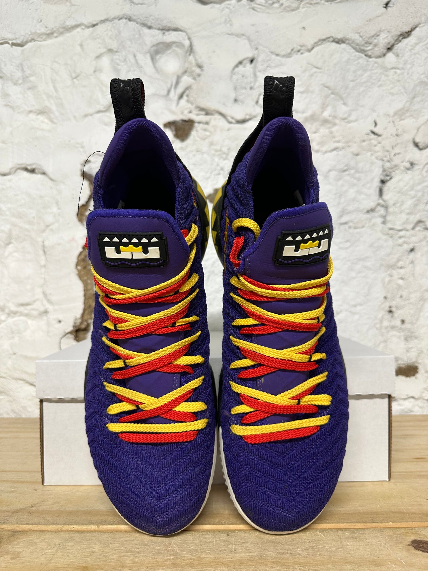 Nike LeBron 16 Martin Sz 12.5