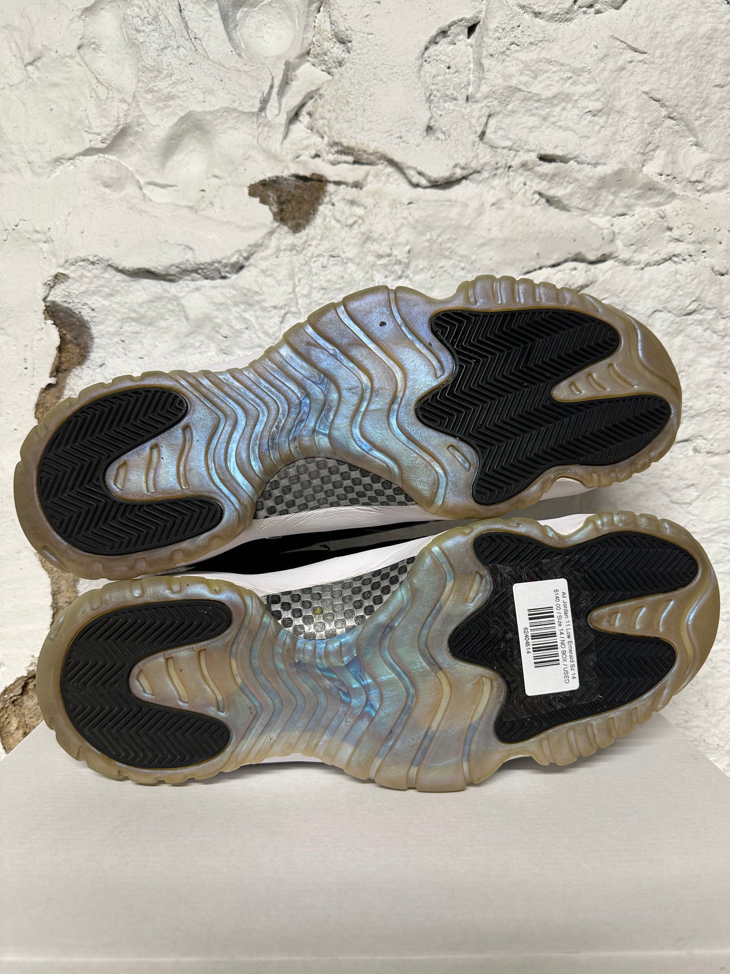 Air Jordan 11 Low Emerald Sz 14