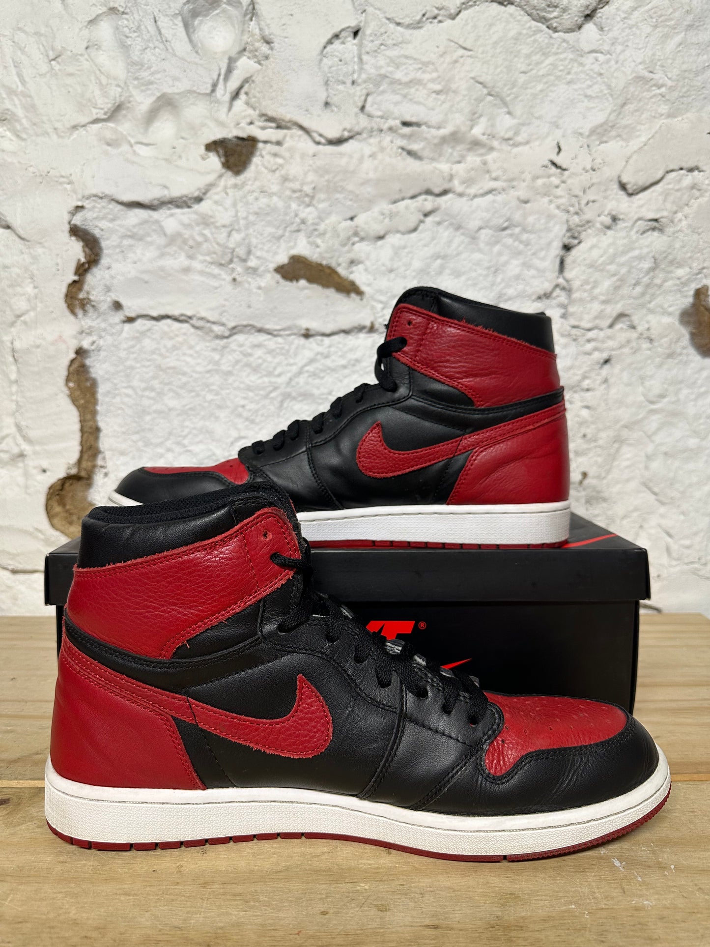 Air Jordan 1 Banned Sz 13
