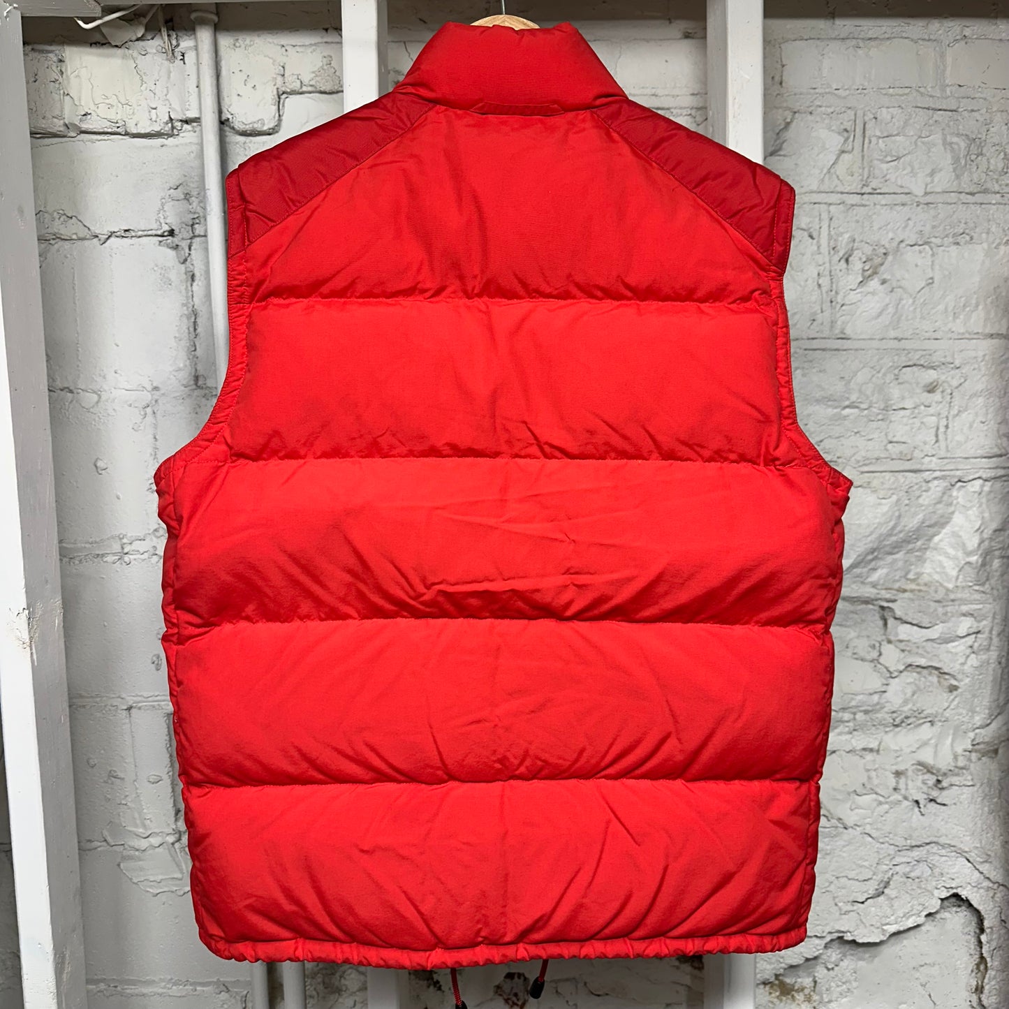 Burberry Red Puffer Vest Sz M (48)