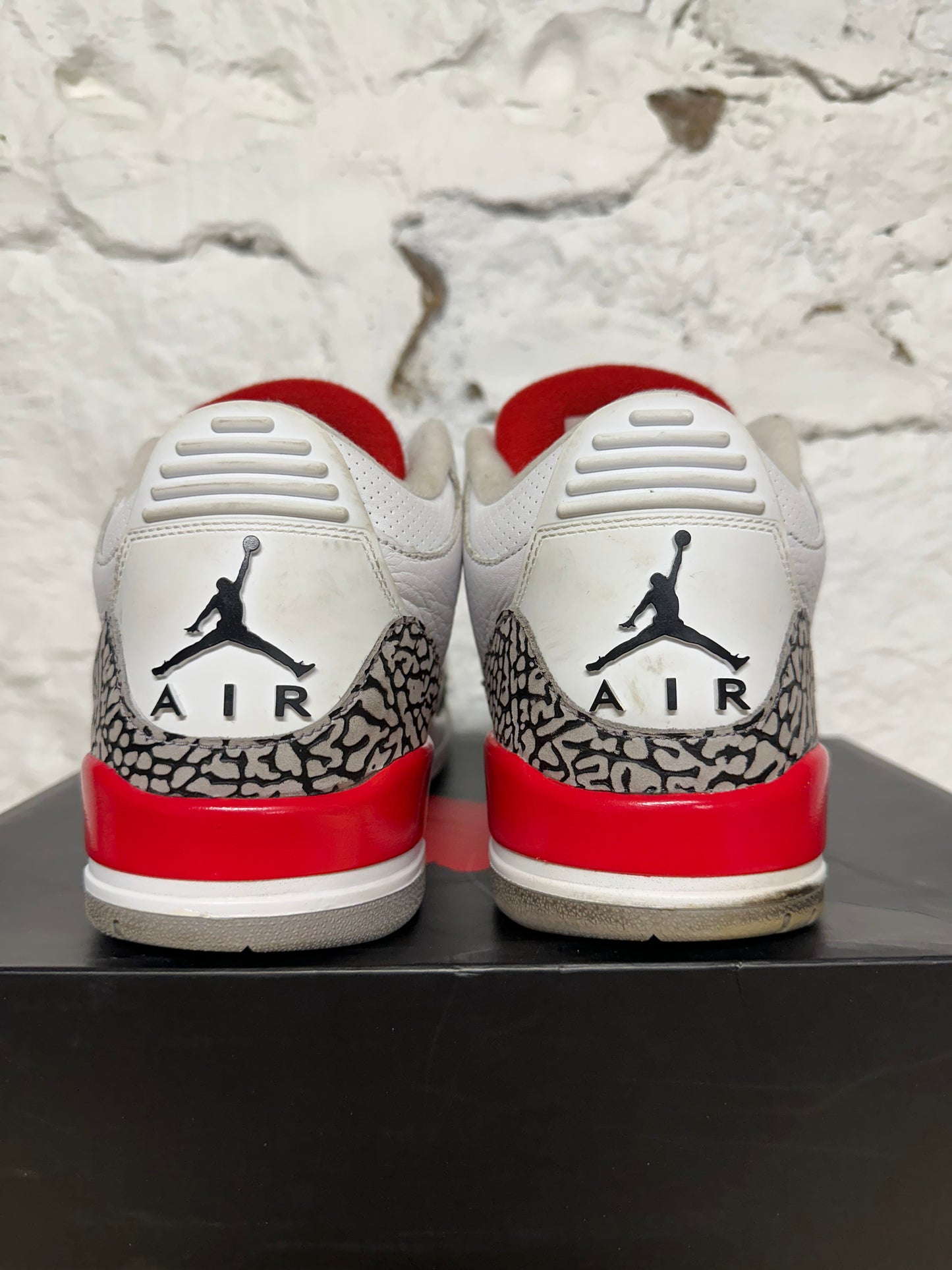 Air Jordan 3 Hall Of Fame Sz 11