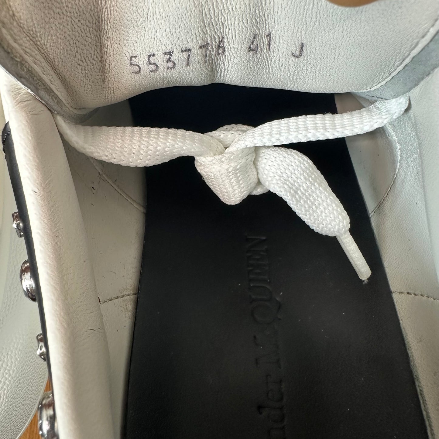 Alexander Mcqueen Black Studded Tab White Sneaker Sz 8 (41)
